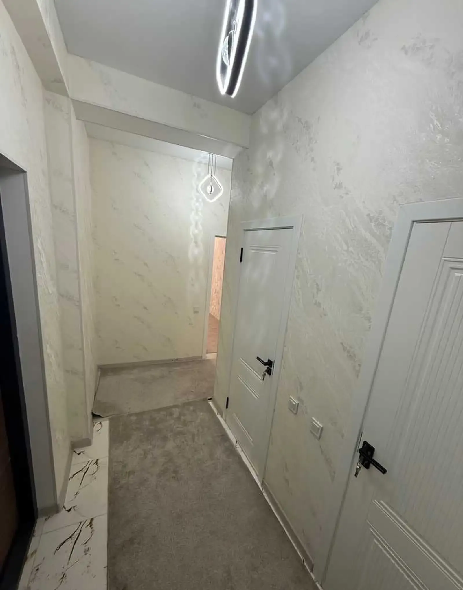 1-комн. квартира, 3 этаж, 65 м², 102мкр роддоми 3