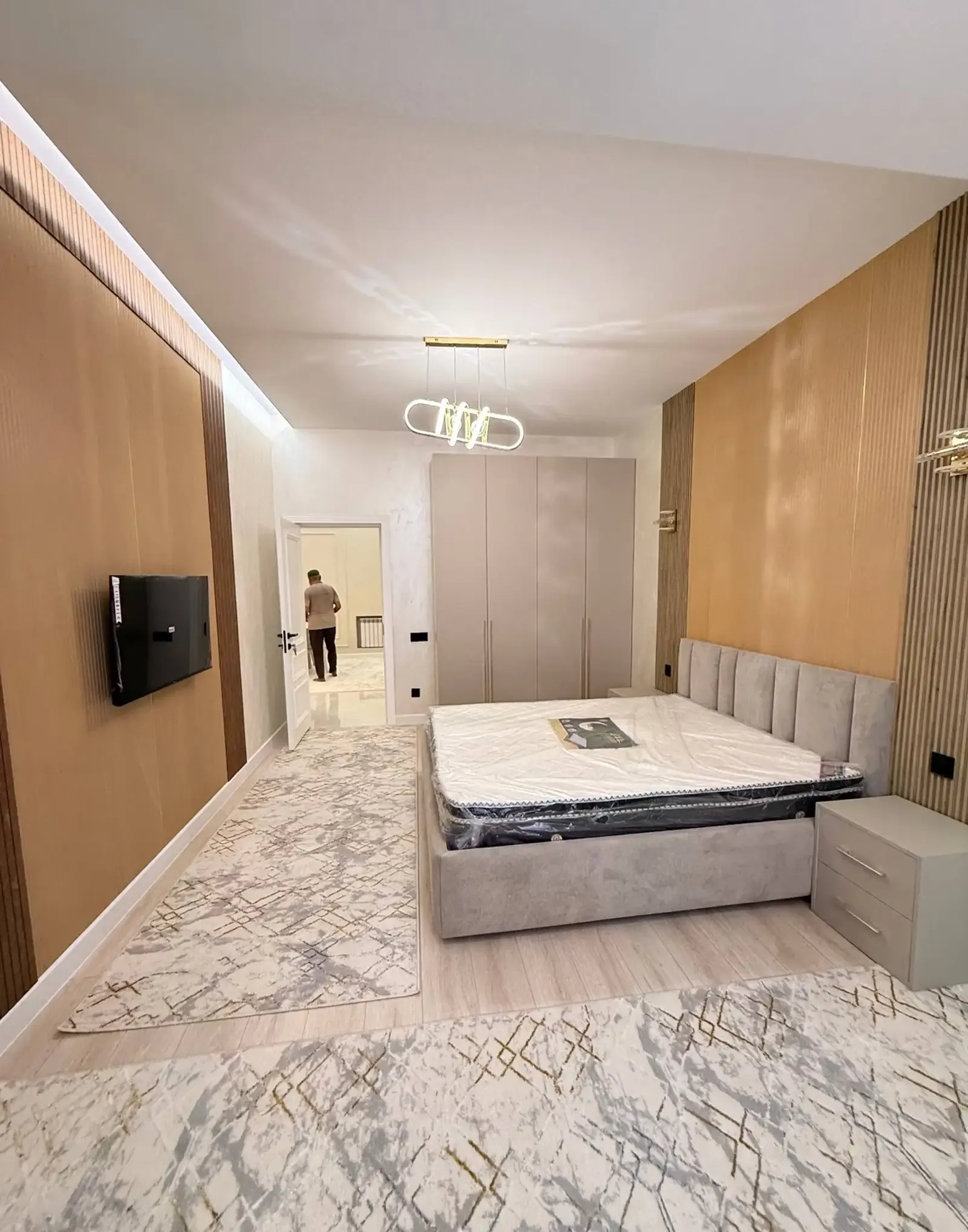 2-комн. квартира, 6 этаж, 77 м², Фирдавси, Молодежный