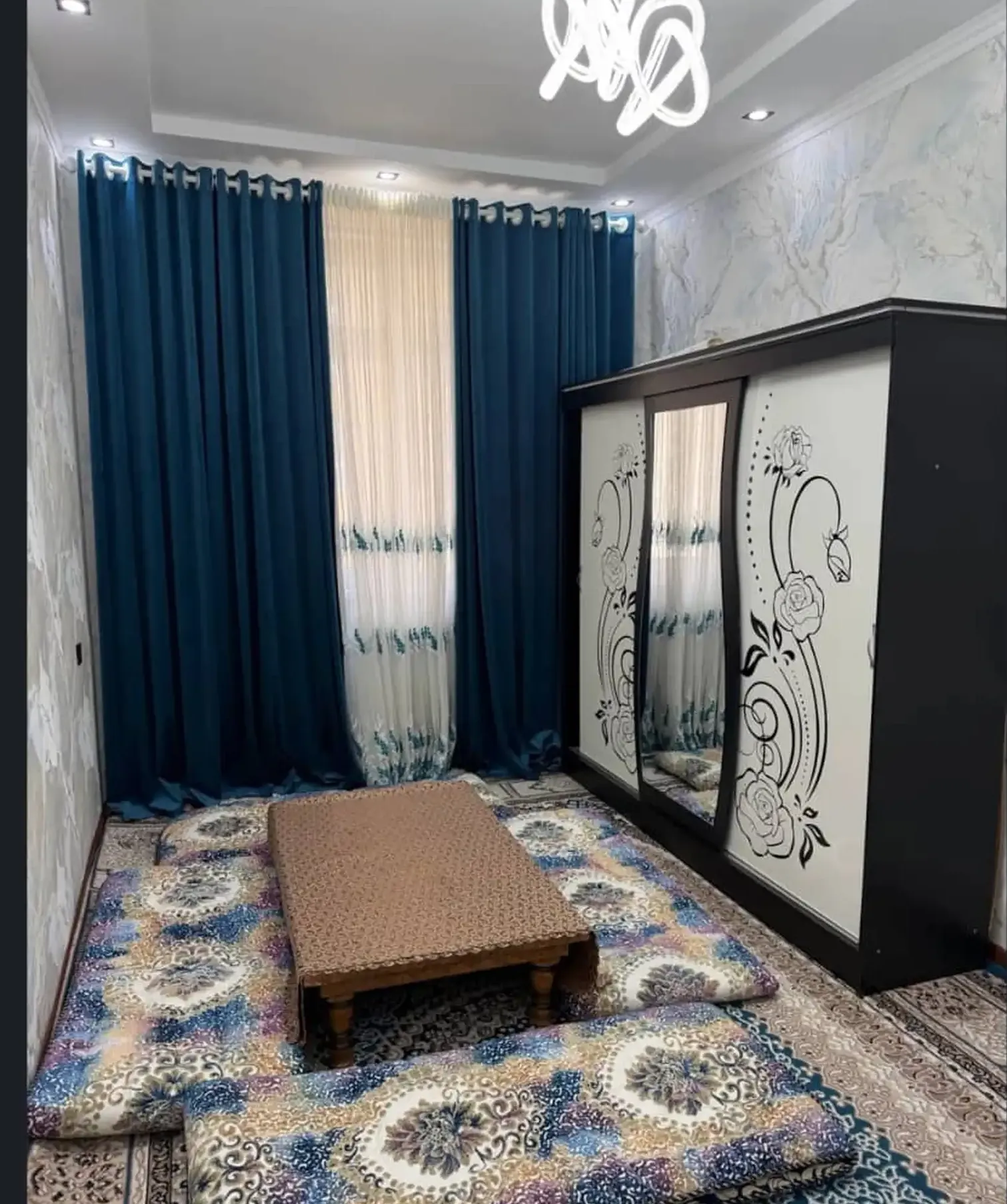 3-комн. квартира, 2 этаж, 98м², Шохмансур