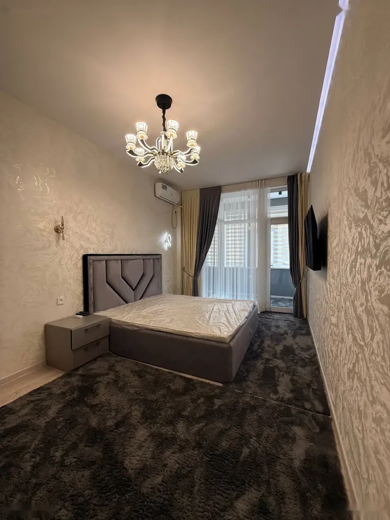 2-комн. квартира, 12 этаж, 77м², сомони