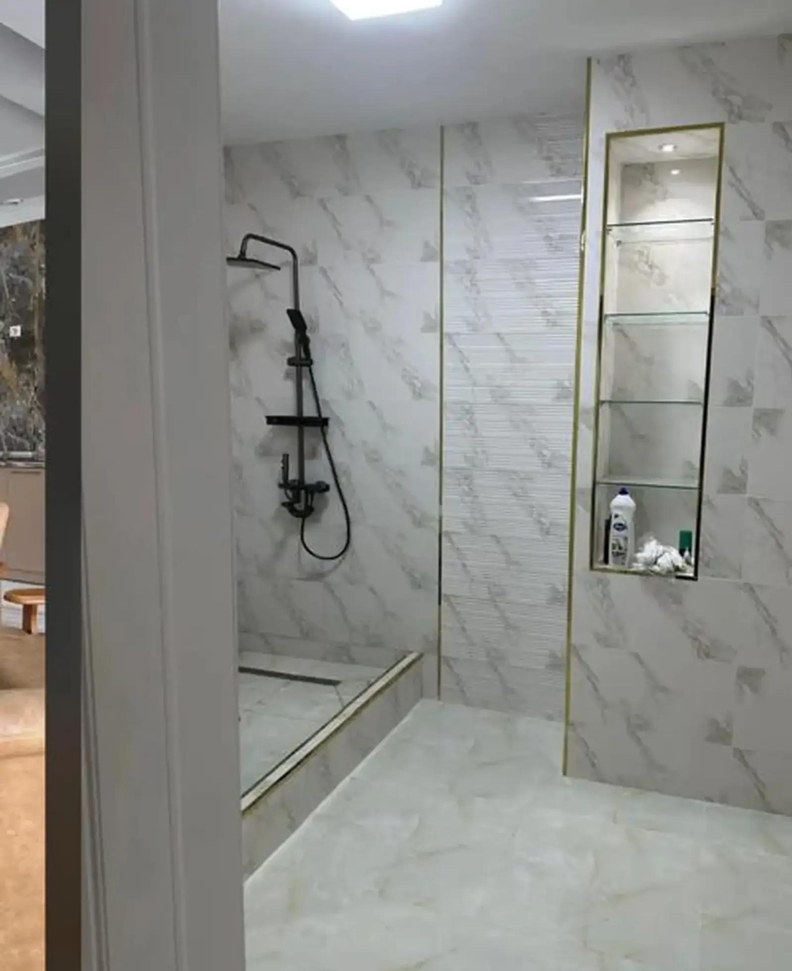 3-комн. квартира, 11 этаж, 98м², Шохмансур