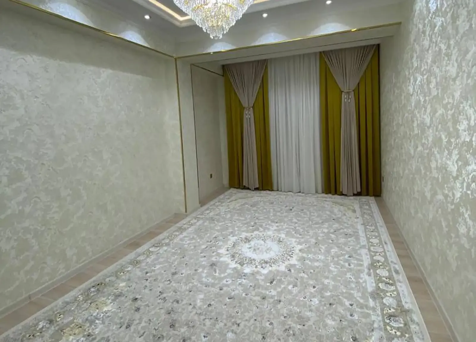 2-комн. квартира, 3 этаж, 70 м², Сино эстокада 82мкр