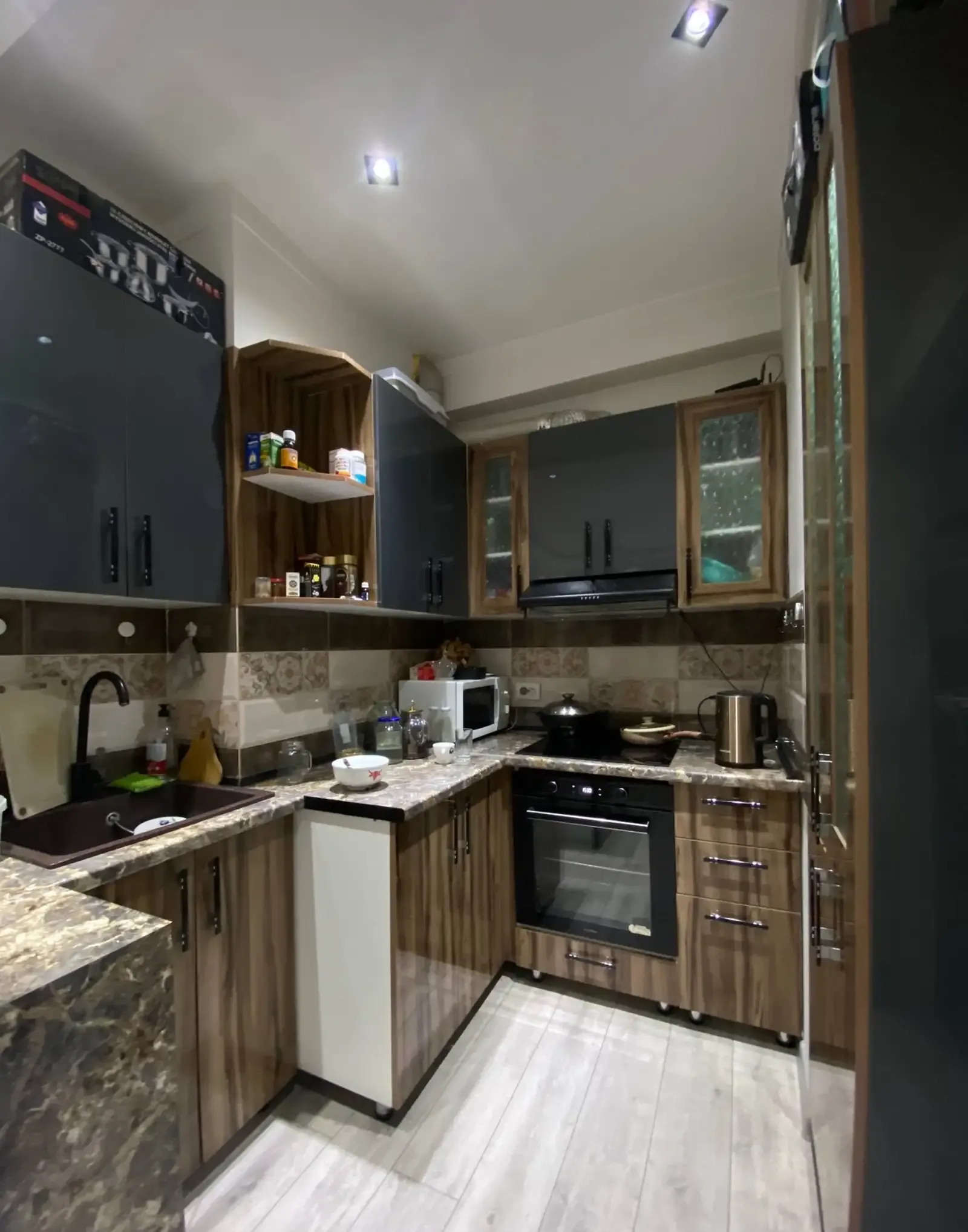 2-комн. квартира, 3 этаж, 52 м², Сино