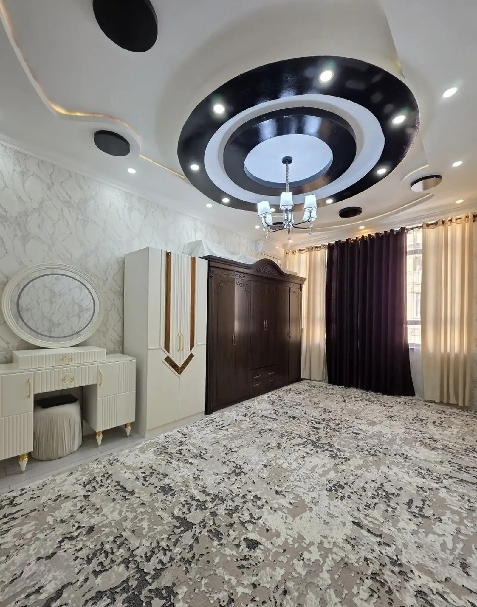 2-комн. квартира, 13 этаж, 57 м², Исмоили Сомони