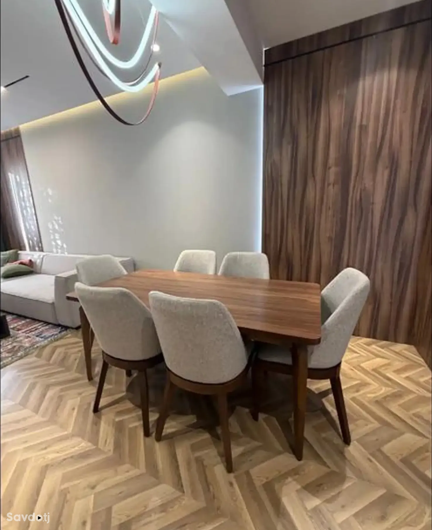 3-комн. квартира, 11 этаж, 120м², Шохмансур