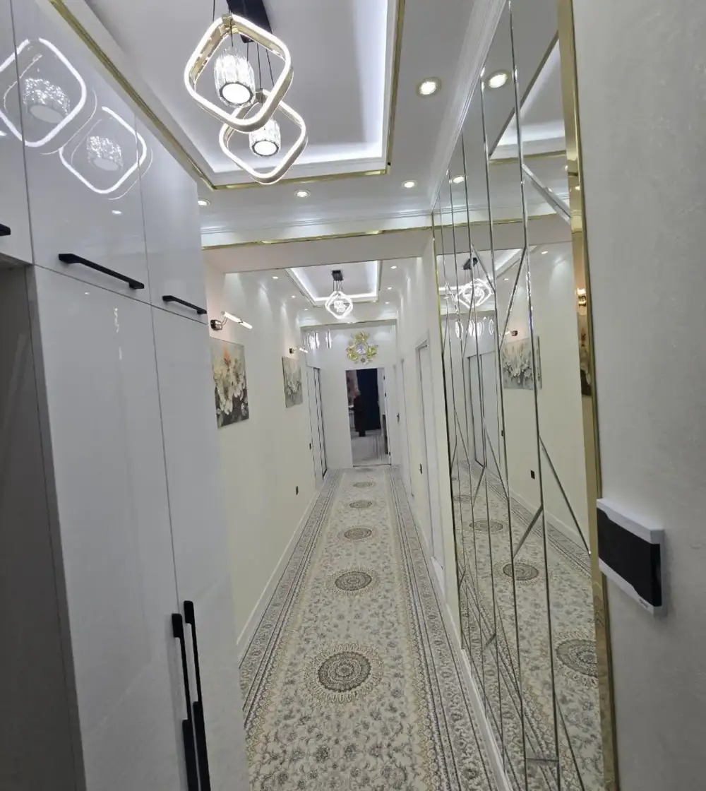 2-комн. квартира, 6 этаж, 61 м², Сино