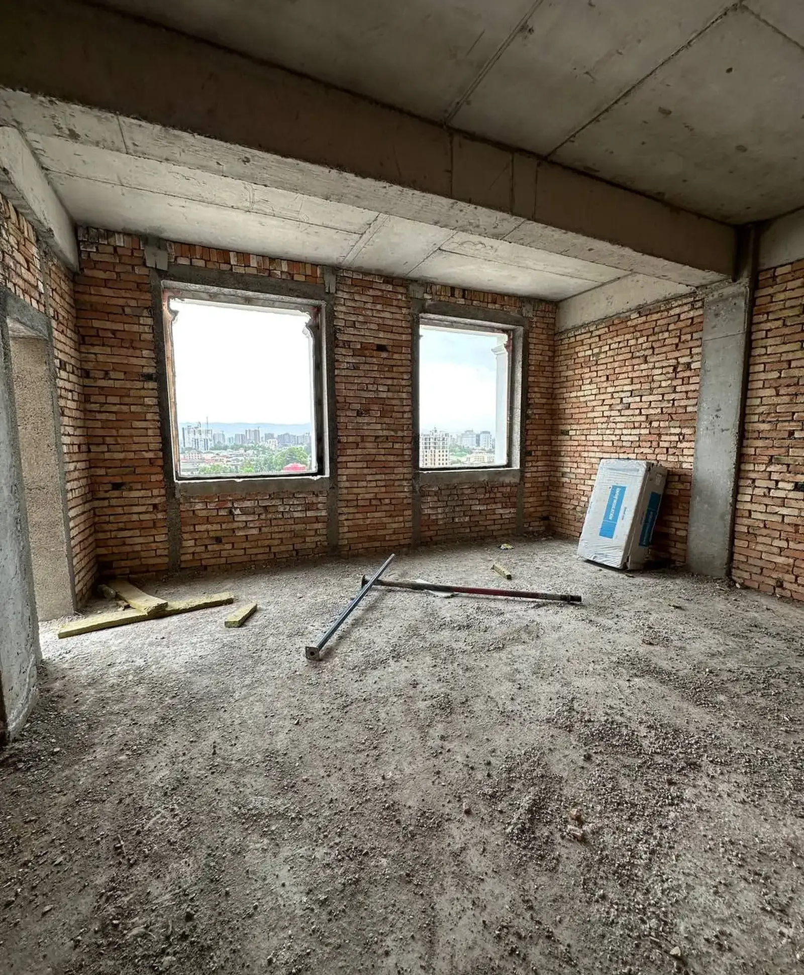 3-комн. квартира, 8 этаж, 156 м², И.Сомони
