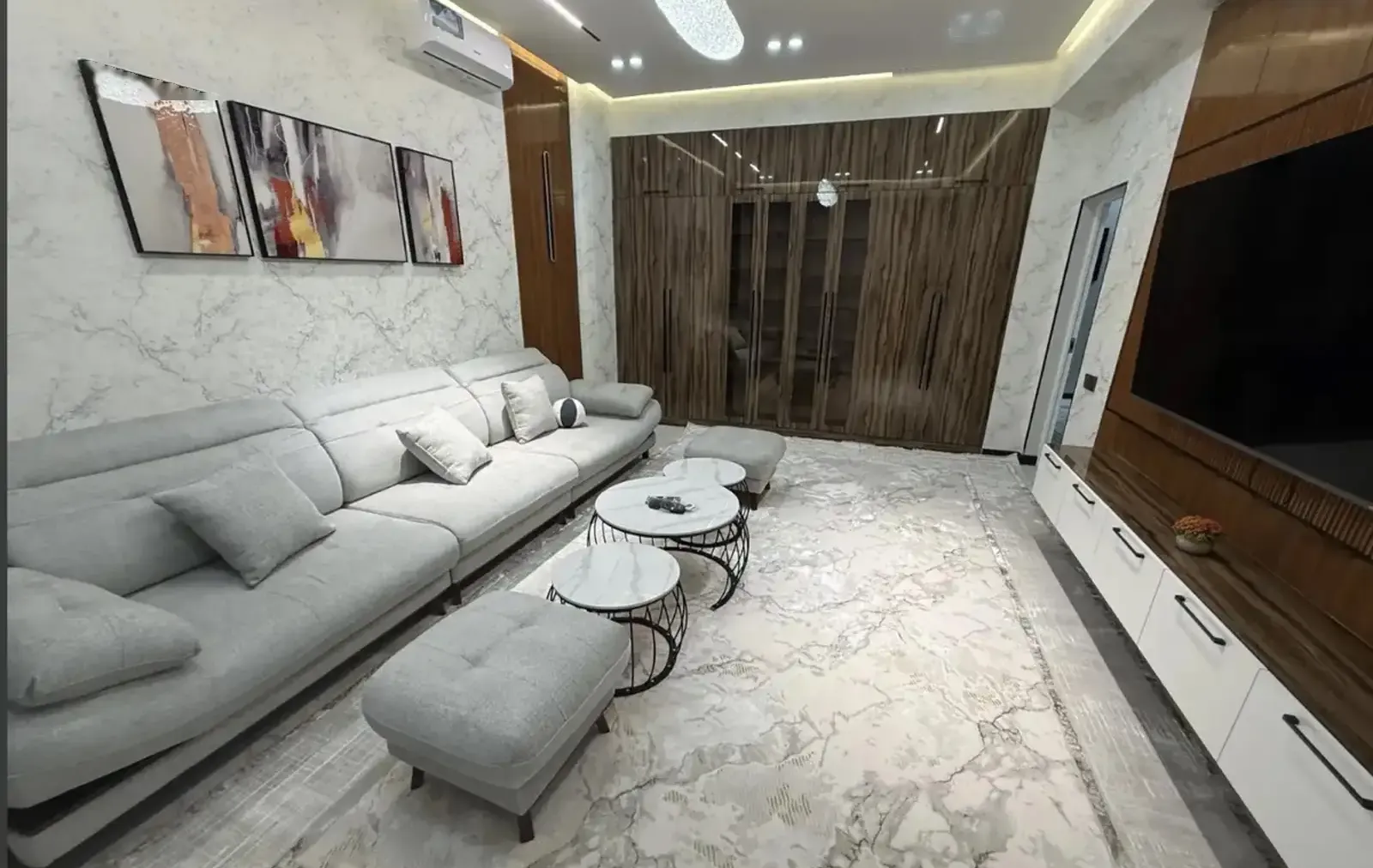 2-комн. квартира, 9 этаж, 83м², исмоили сомони