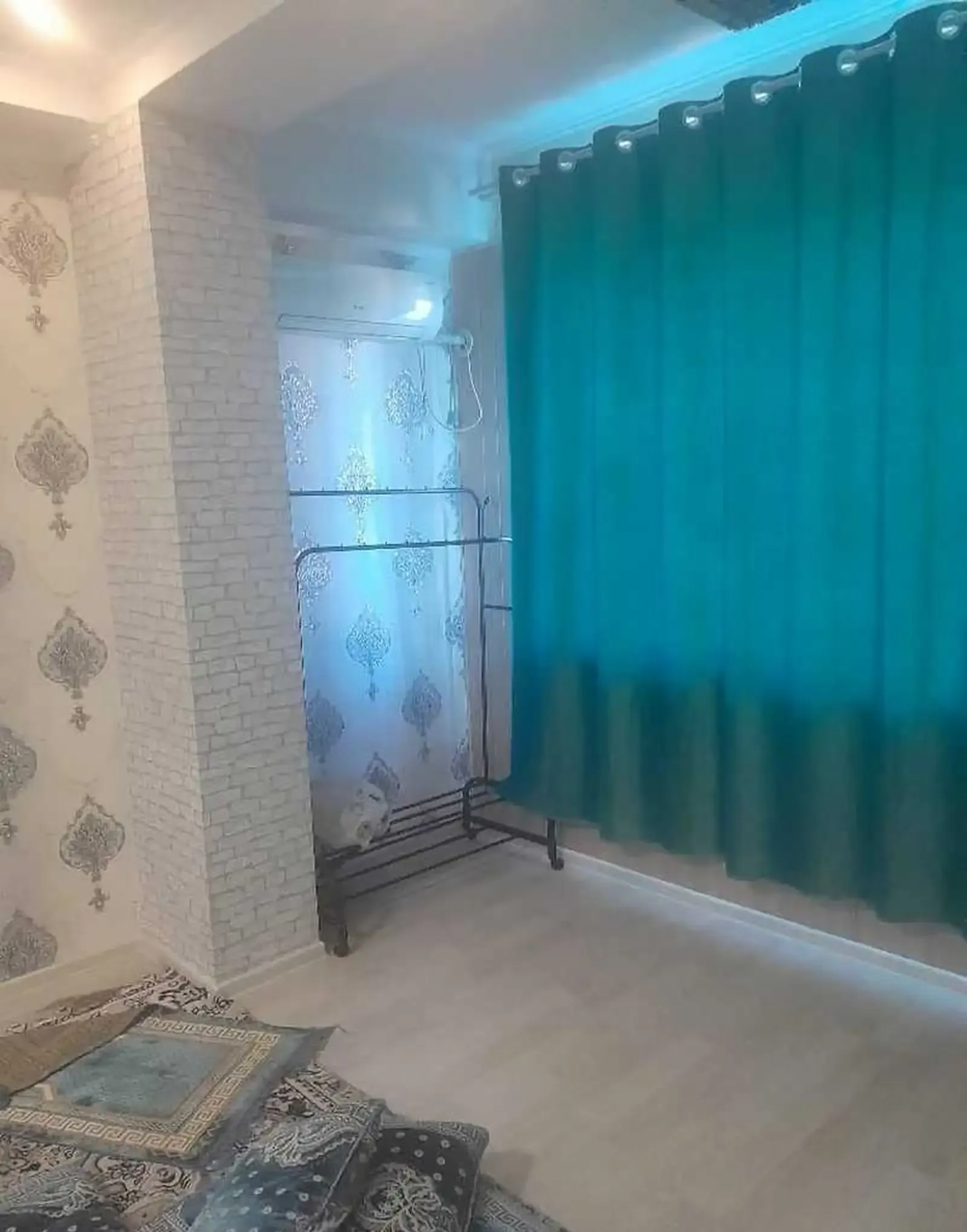 1-комн. квартира, 4 этаж, 65 м², Гипразем