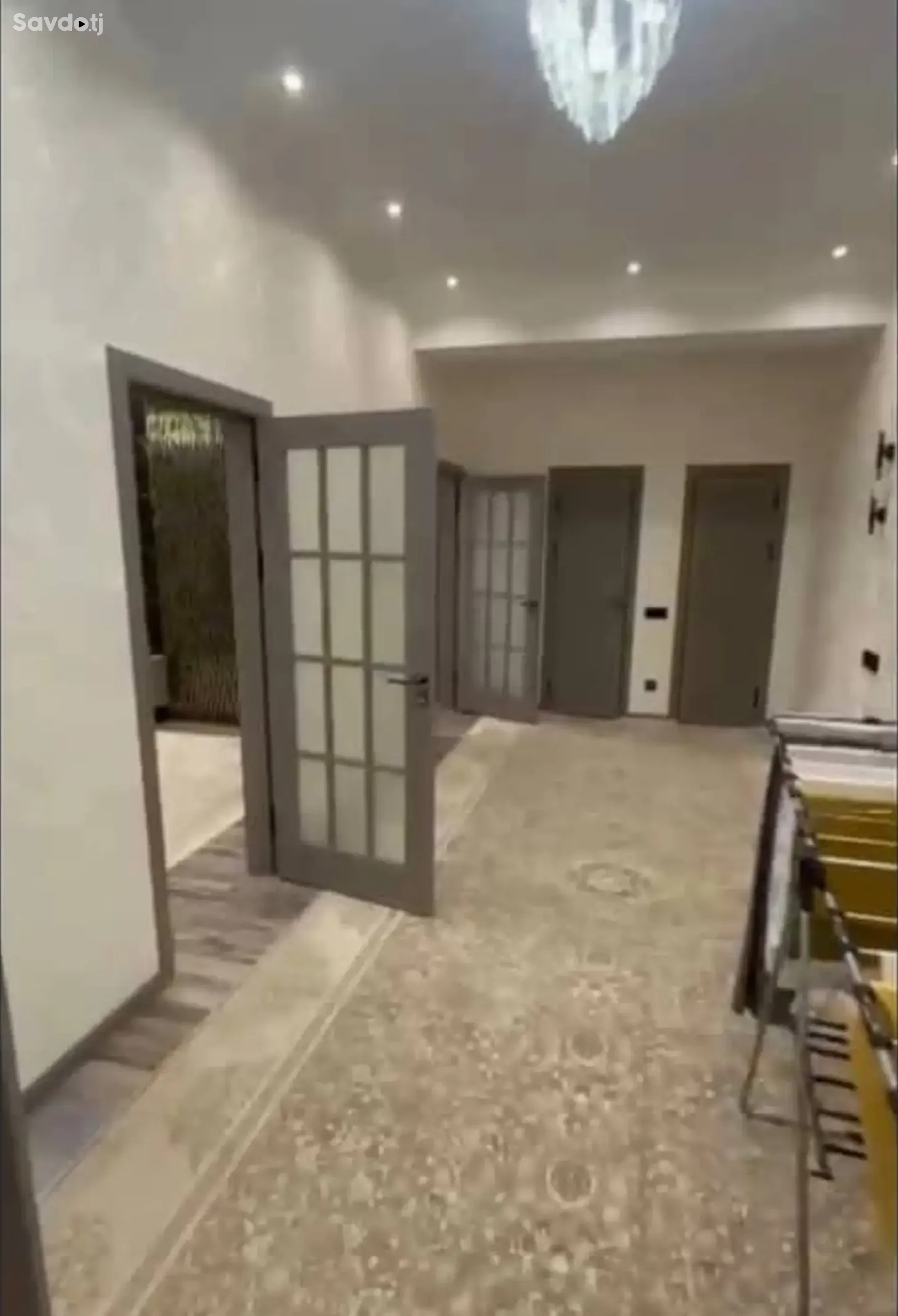 2-комн. квартира, 13 этаж, 97м², Шохмансур
