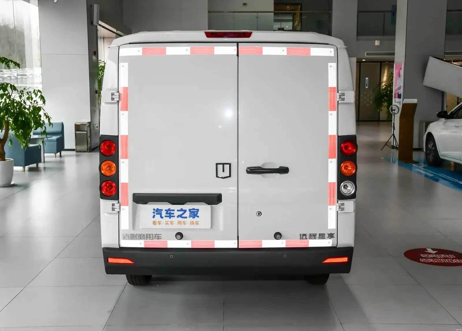 Электрофургон Geely 2026