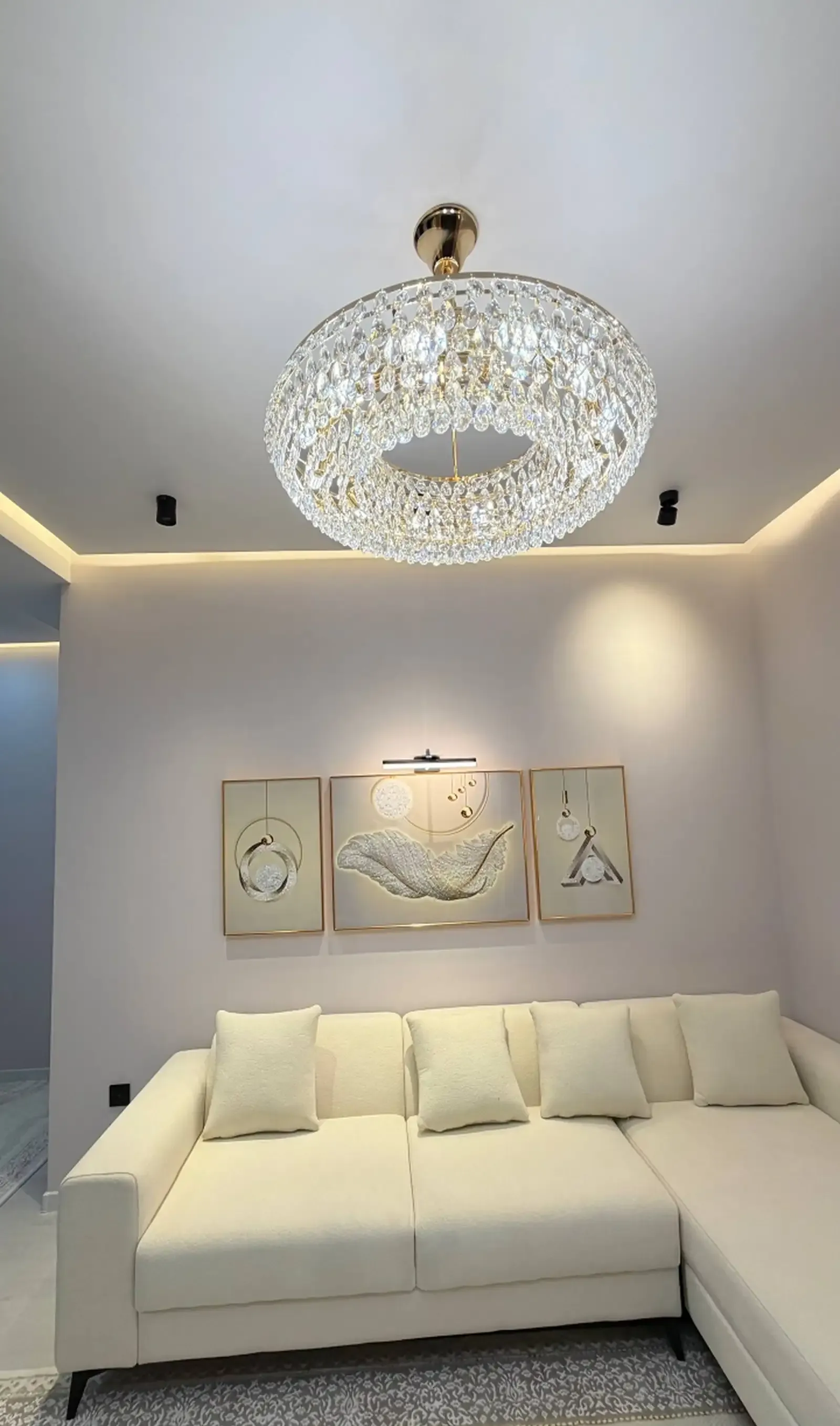 4-комн. квартира, 2 этаж, 89 м², Исмоили Сомонӣ