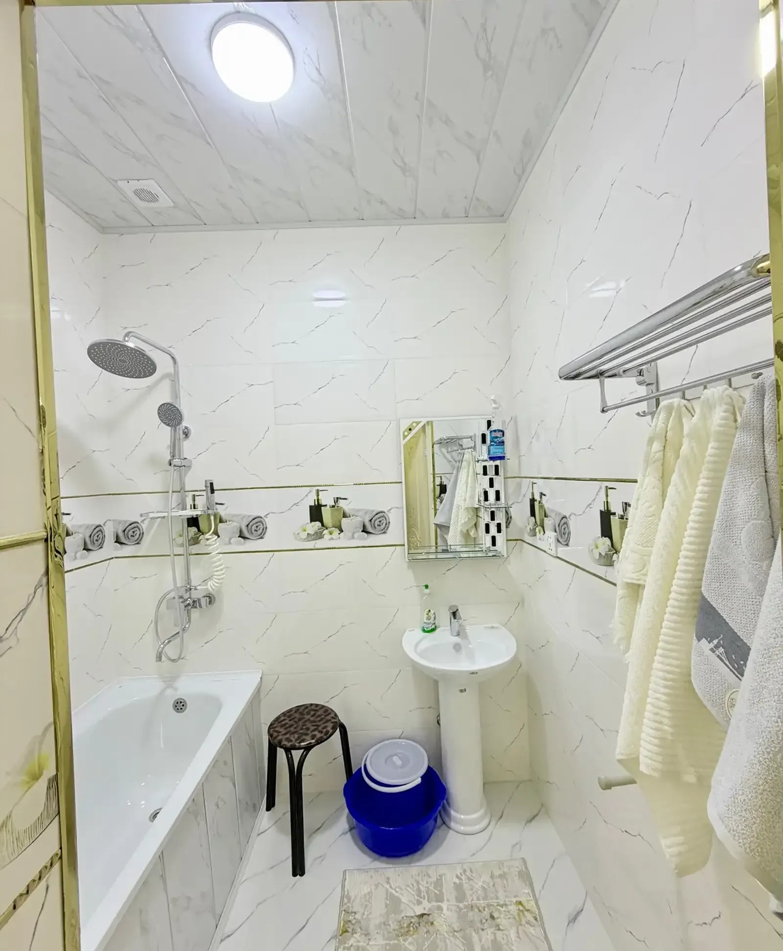 2-комн. квартира, 3 этаж, 78м², Зелёный Базар, Ватан, Посольство Турции