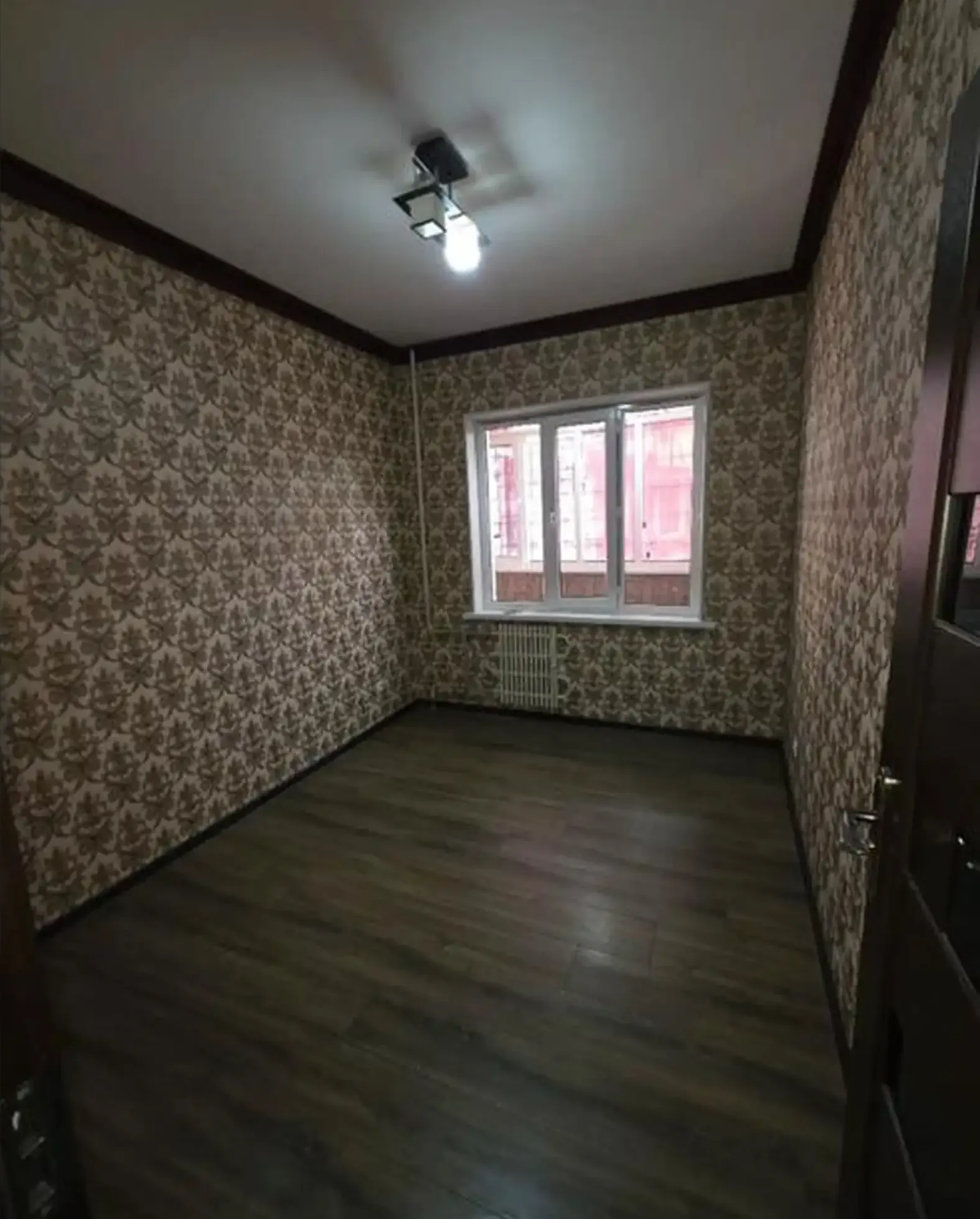 4-комн. квартира, 1 этаж, 104м², Сино