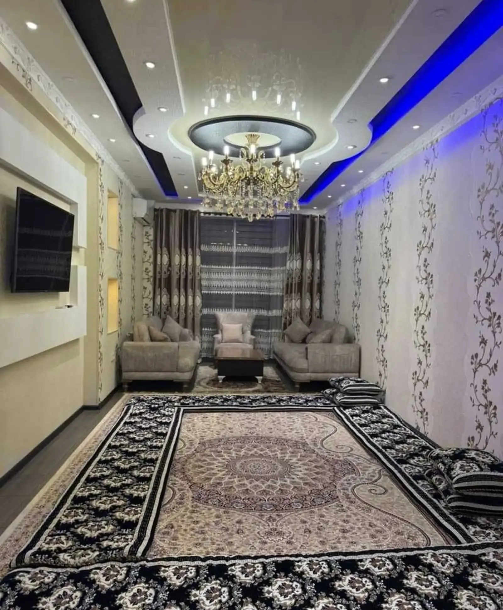 2-комн. квартира, 11 этаж, 90м², сомони