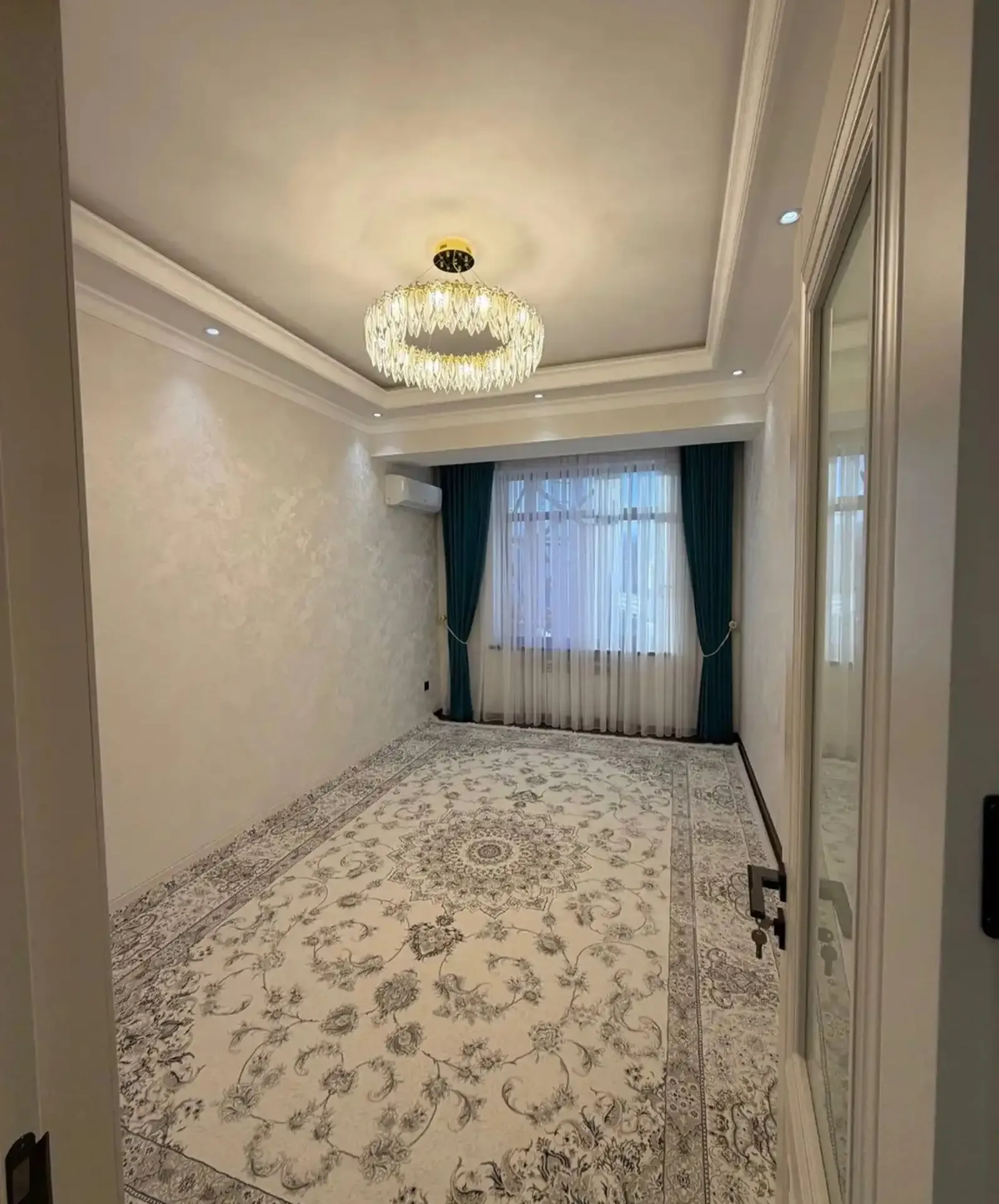 2-комн. квартира, 11 этаж, 84 м², И Сомони