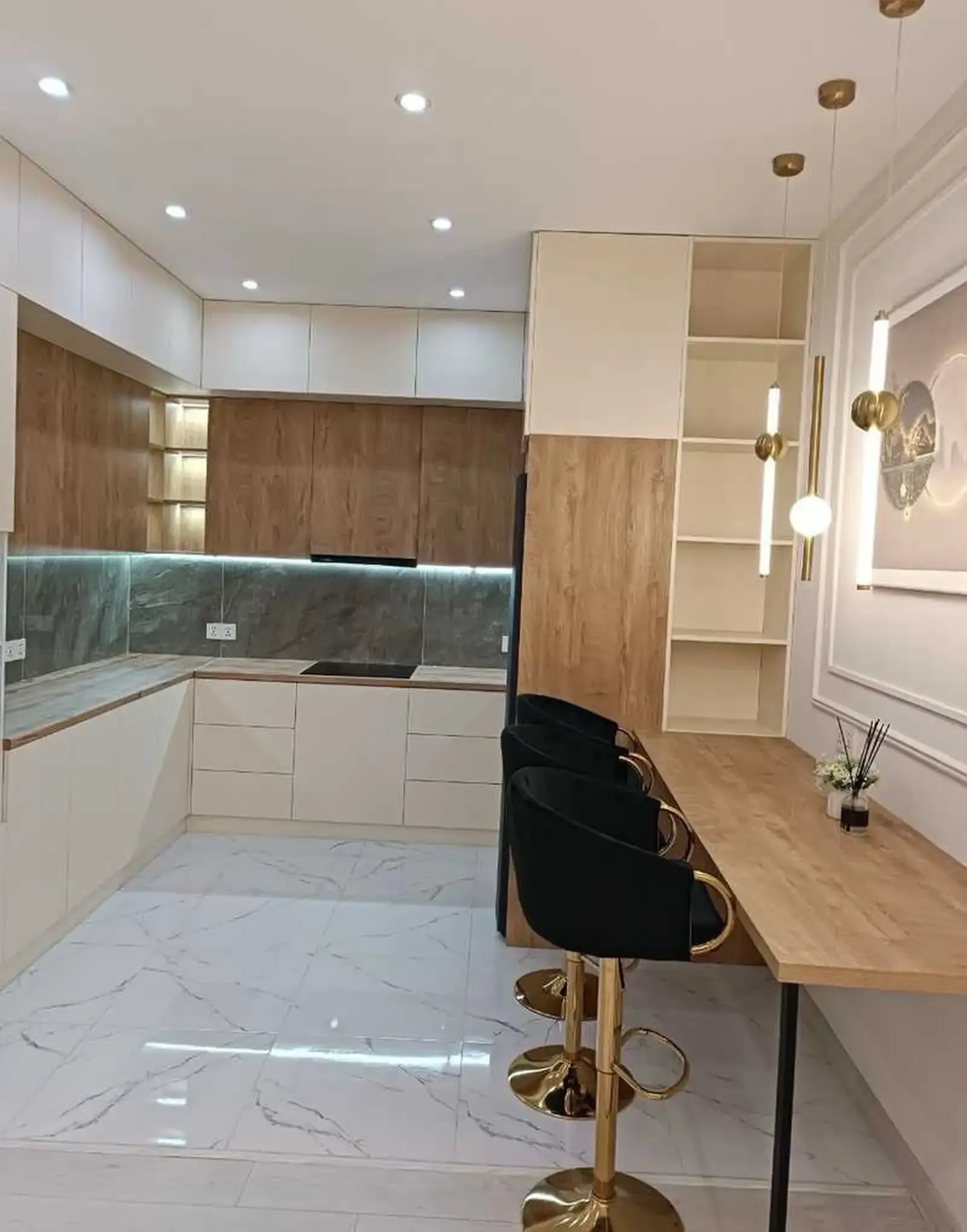 3-комн. квартира, 15 этаж, 115м², Овир