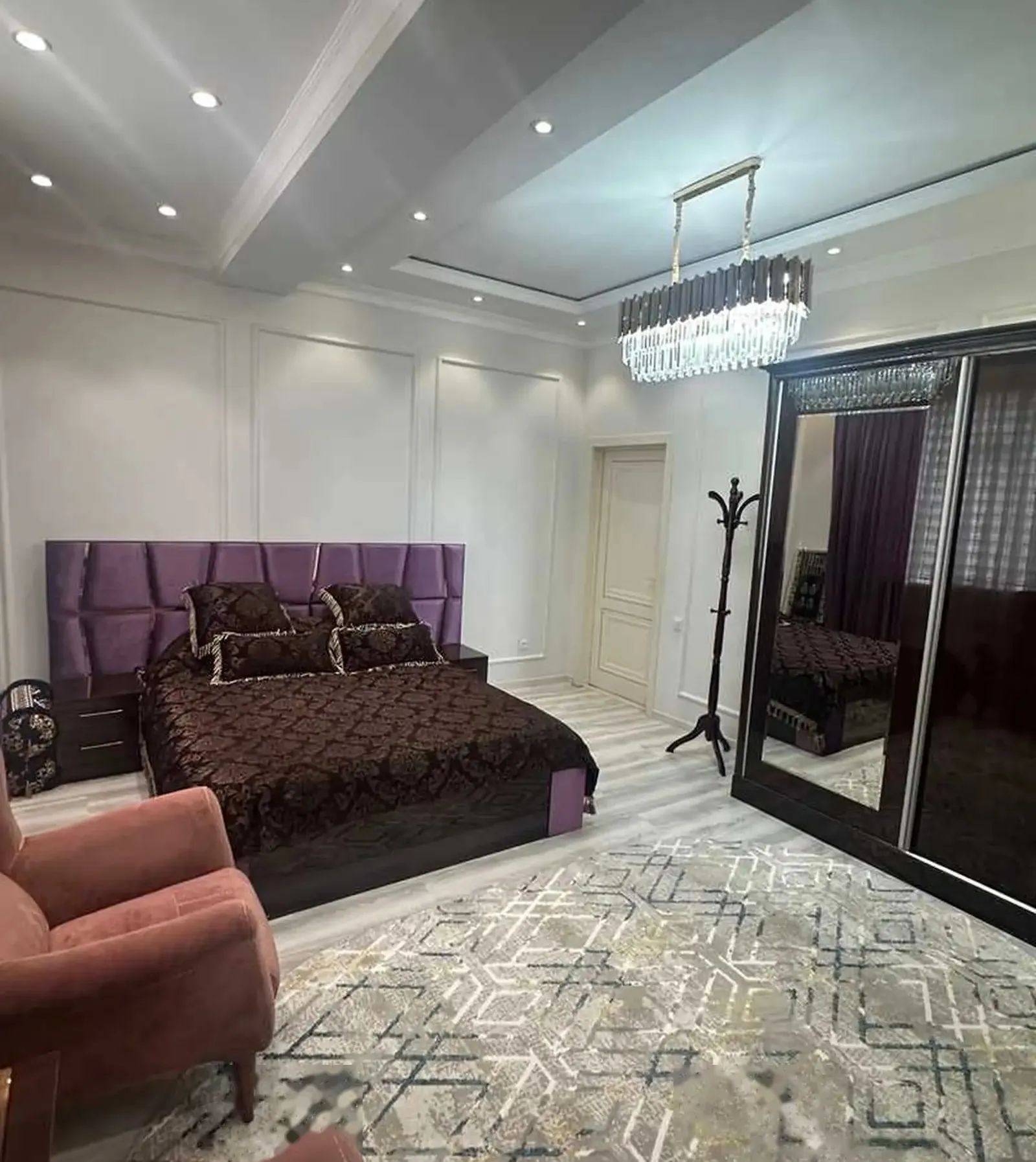 3-комн. квартира, 5 этаж, 116м², Садбарг