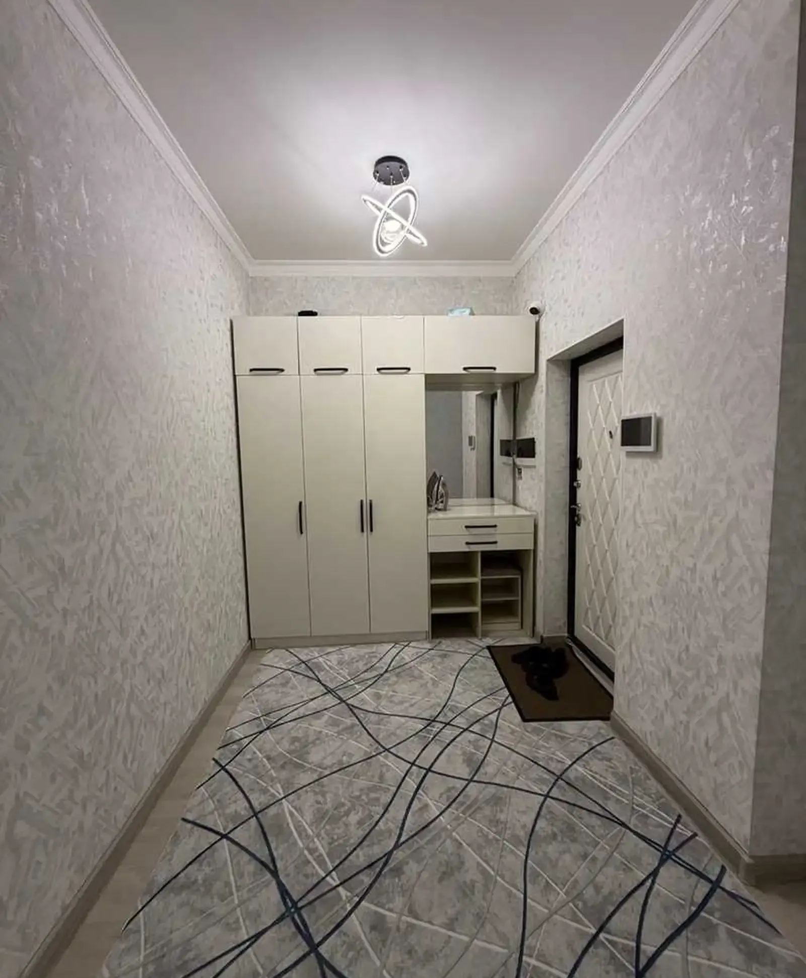 2-комн. квартира, 9 этаж, 80м², Ёқут 2000,доми Зирбак