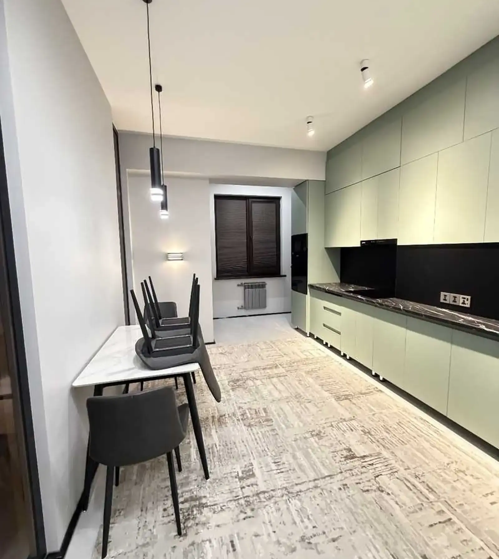 2-комн. квартира, 10 этаж, 60м², Шоҳмансур