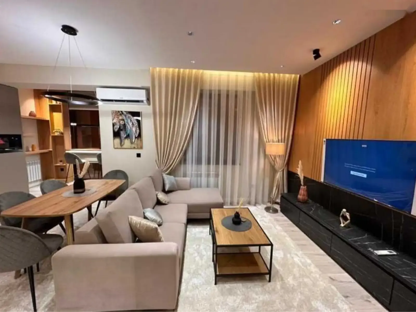 1-к квартира, 16 этаж, 50 м², Grand Hotel