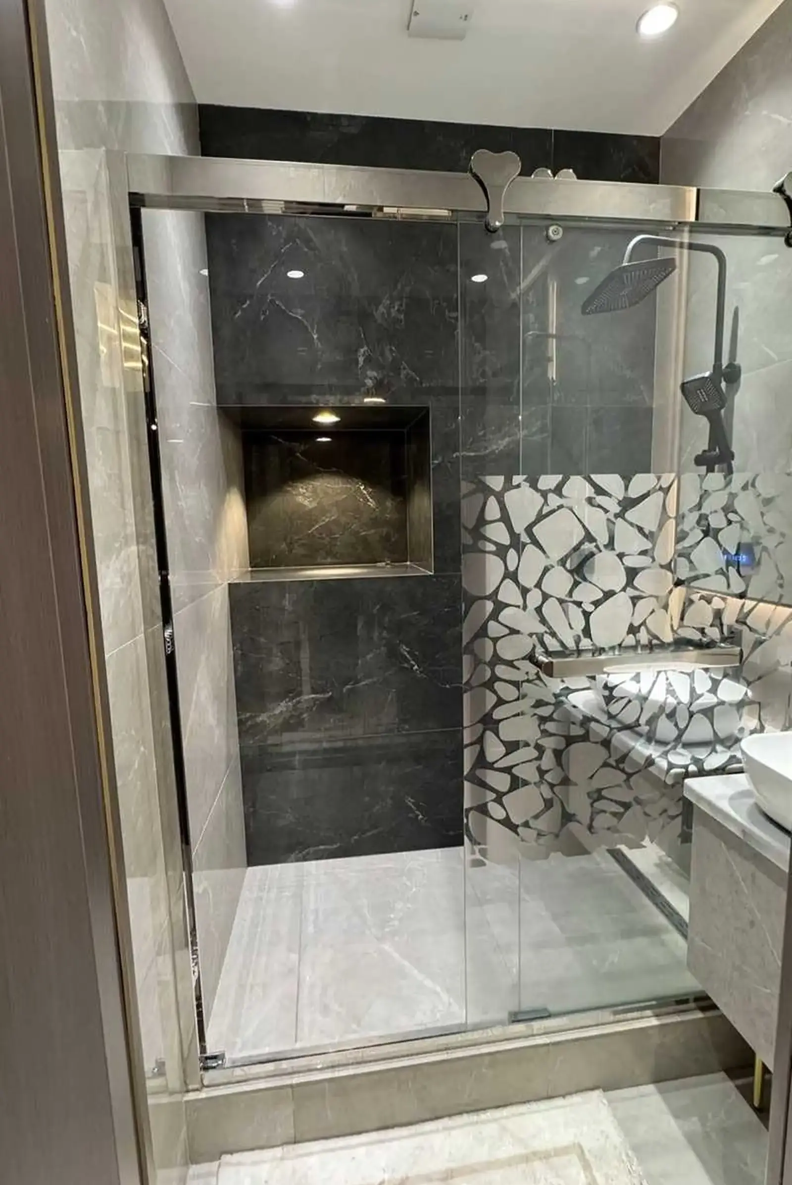 2-комн. квартира, 16 этаж, 73м², Шохмансур , Создание