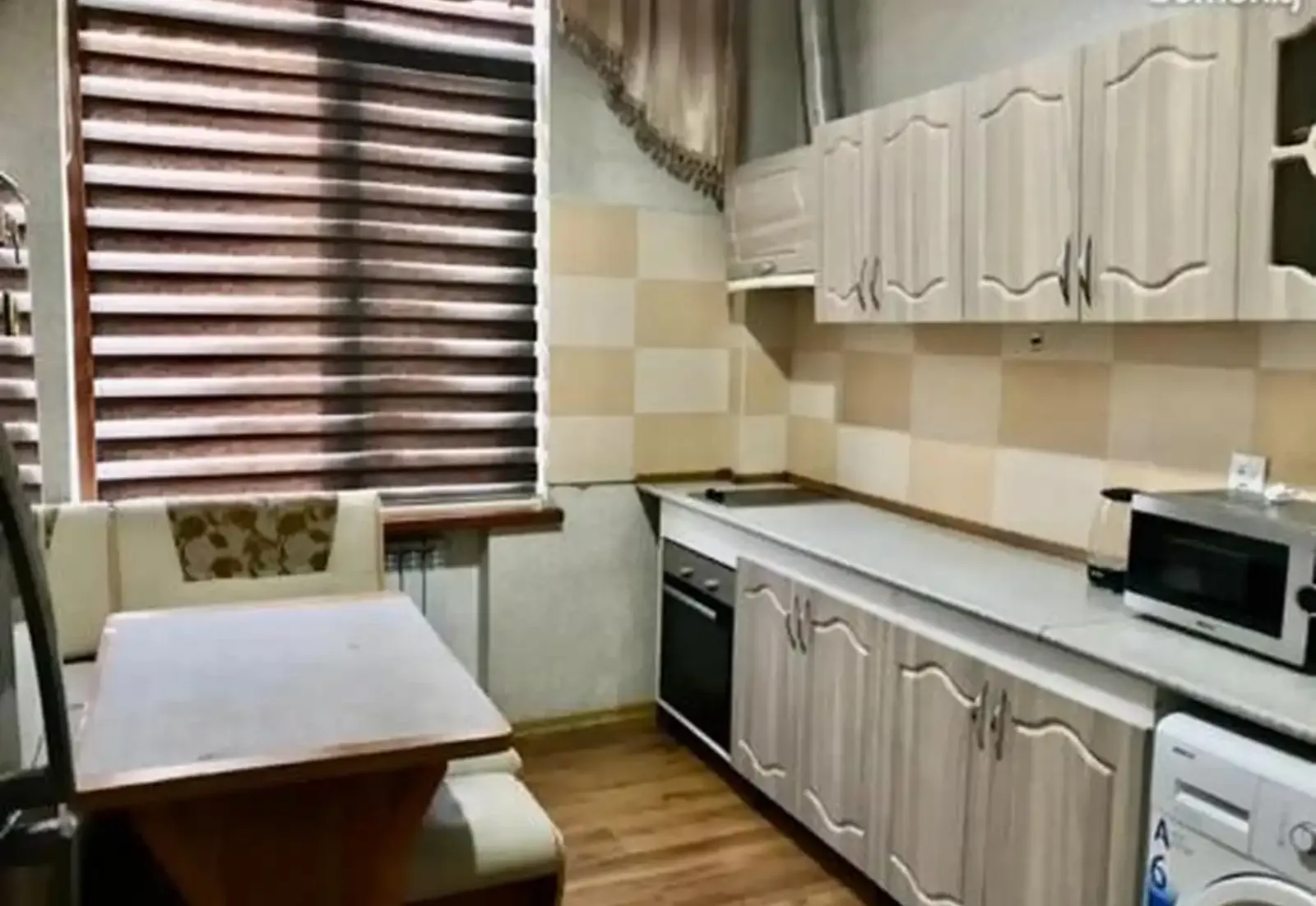 3-комн. квартира, 3 этаж, 140м², Сино