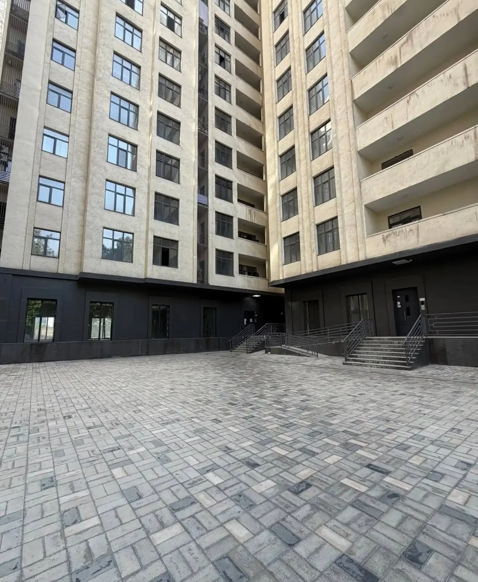 4-комн. квартира, 4 этаж, 150 м², Исмоили Сомони Пушкина