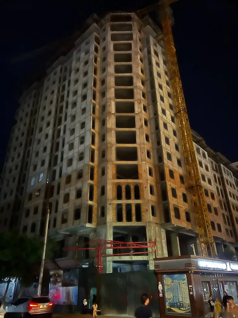 2-комн. квартира, 15 этаж, 61 м², Фирдавси
