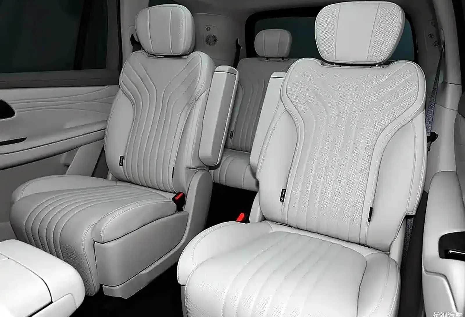 Geely Galaxy М9, 2026