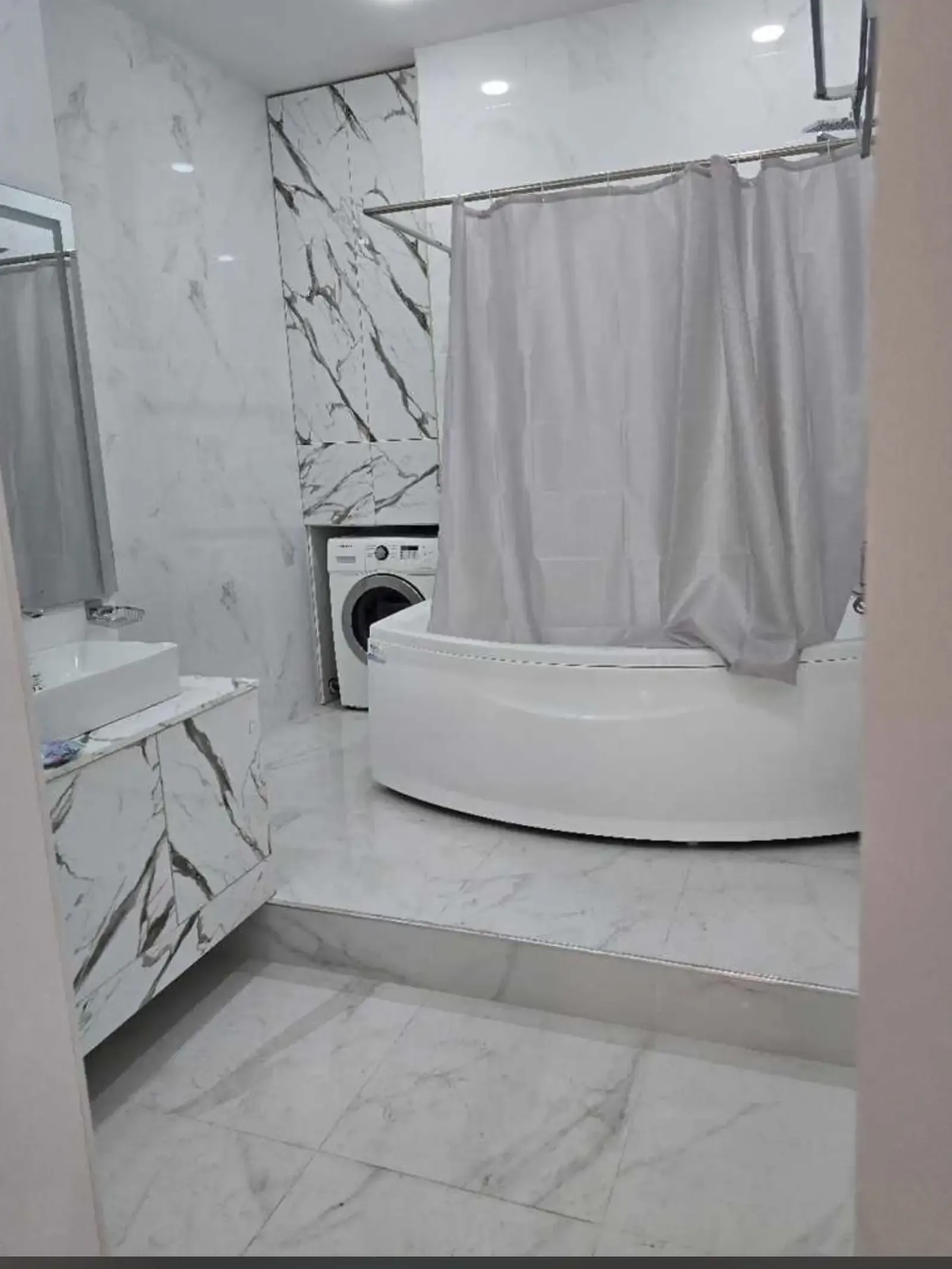 2-комн. квартира, 9 этаж, 80м², шохмансур садбарг