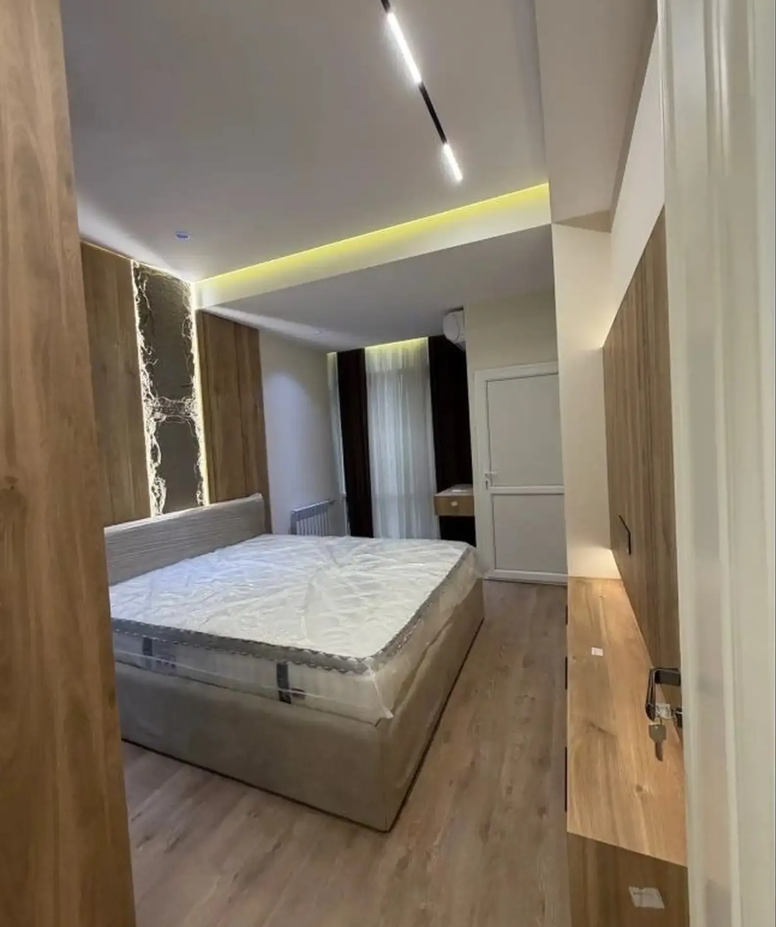3-комн. квартира, 3 этаж, 97 м², И Сомони