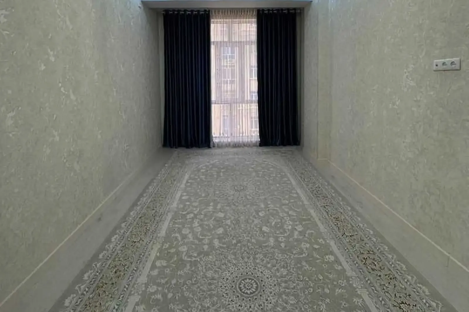 2-комн. квартира, 17 этаж, 73 м², Фирдавси