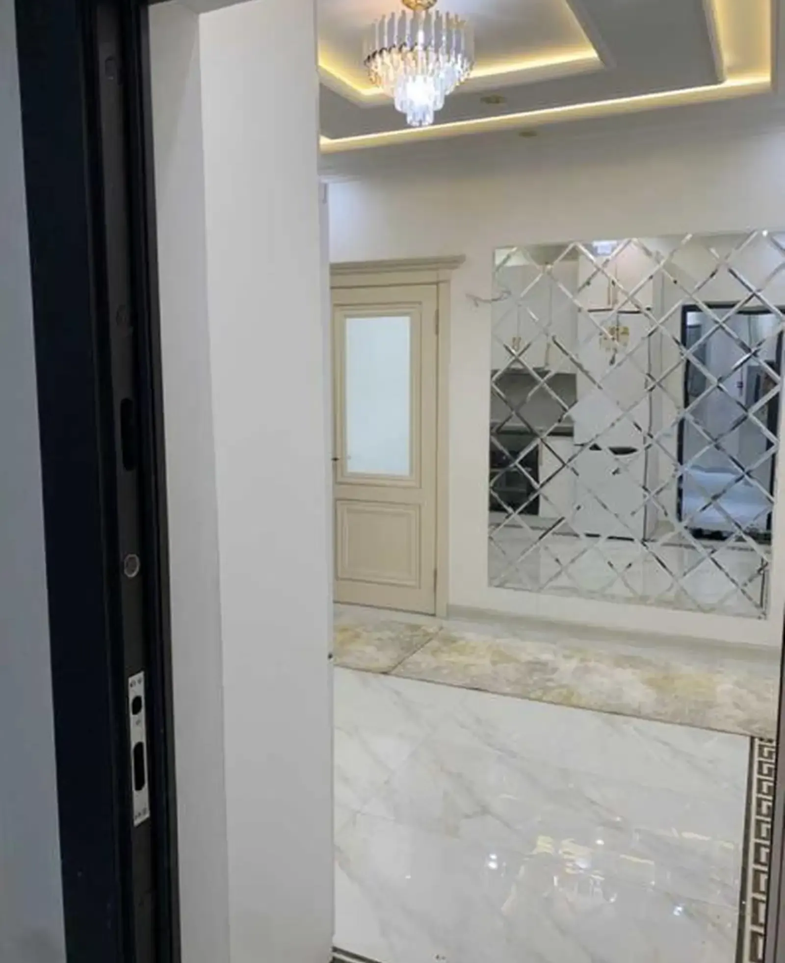 3-комн. квартира, 9 этаж, 80м², Шохмансур