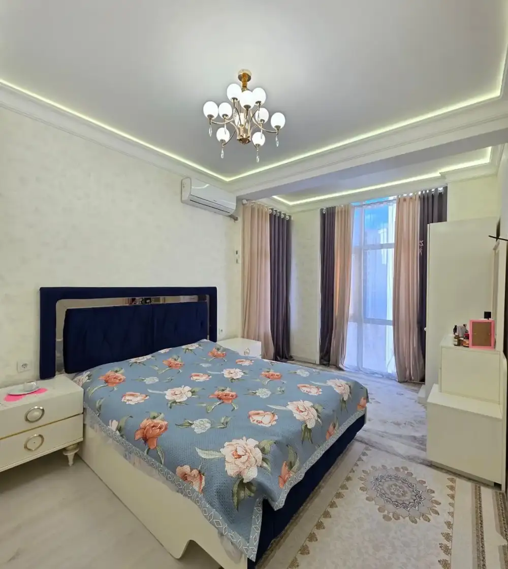 3-к квартира, 10 этаж, 92 м², Шохмансур