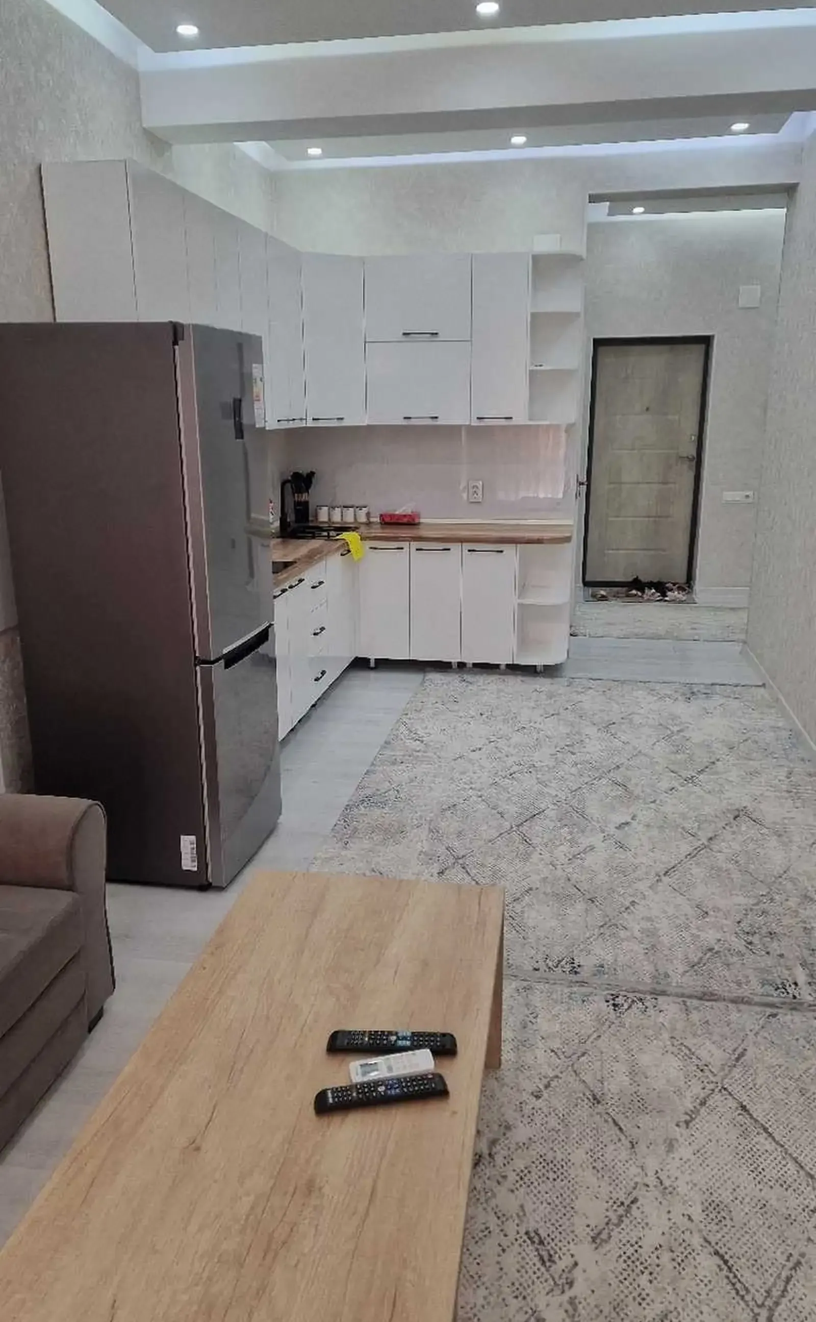 2-комн. квартира, 12 этаж, 58м², Овир