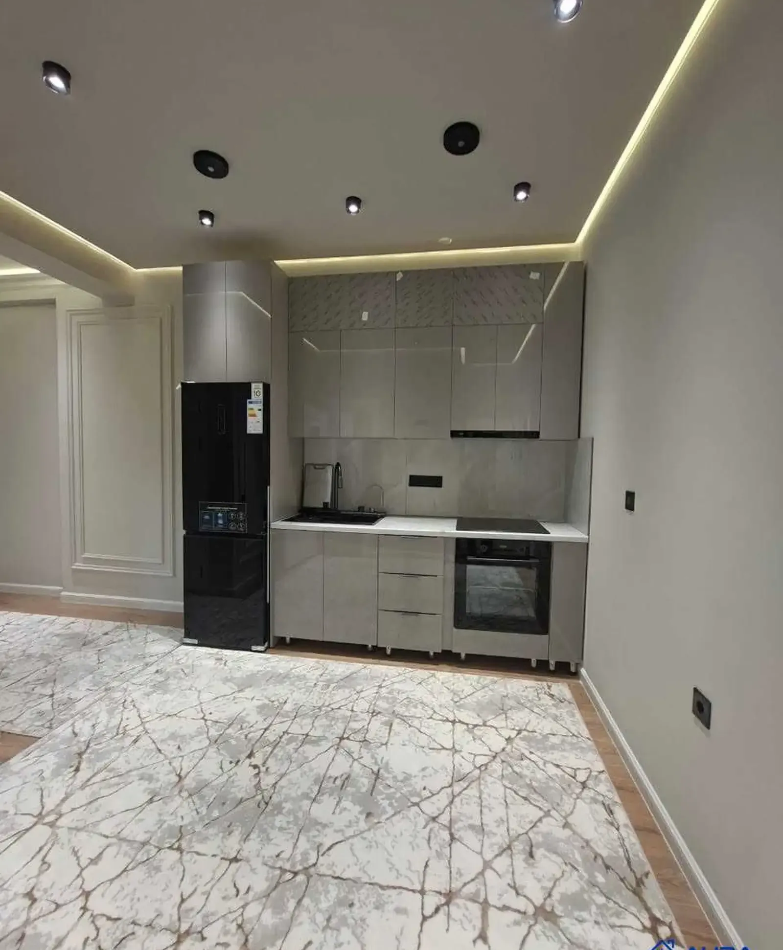 3-комн. квартира, 4 этаж, 77 м², Сино 33мкр