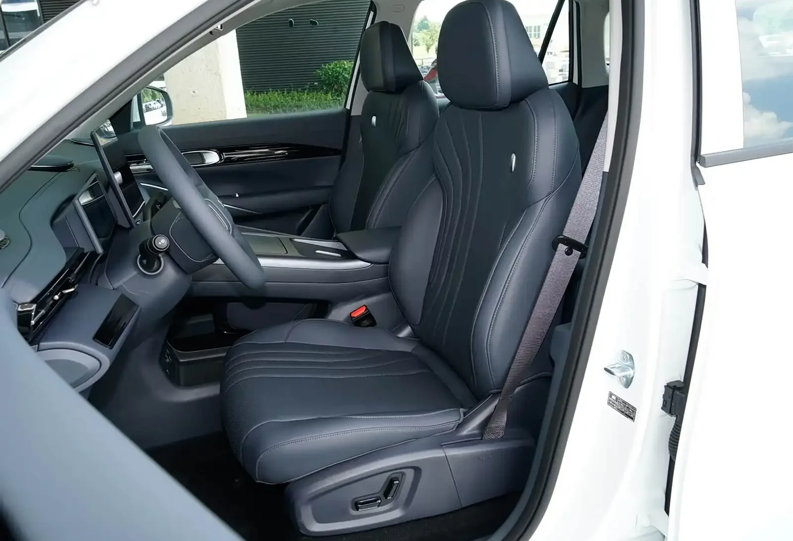 Geely Galaxy E5, 2025
