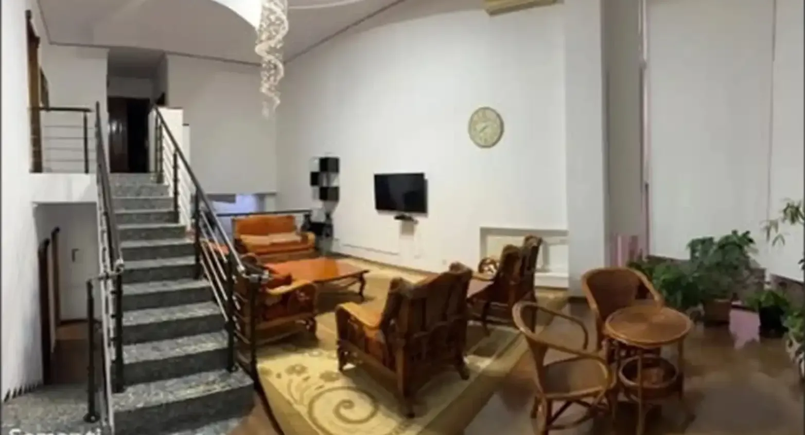 2-этажный, 12 комнатный дом, 450 м², И. Сомони
