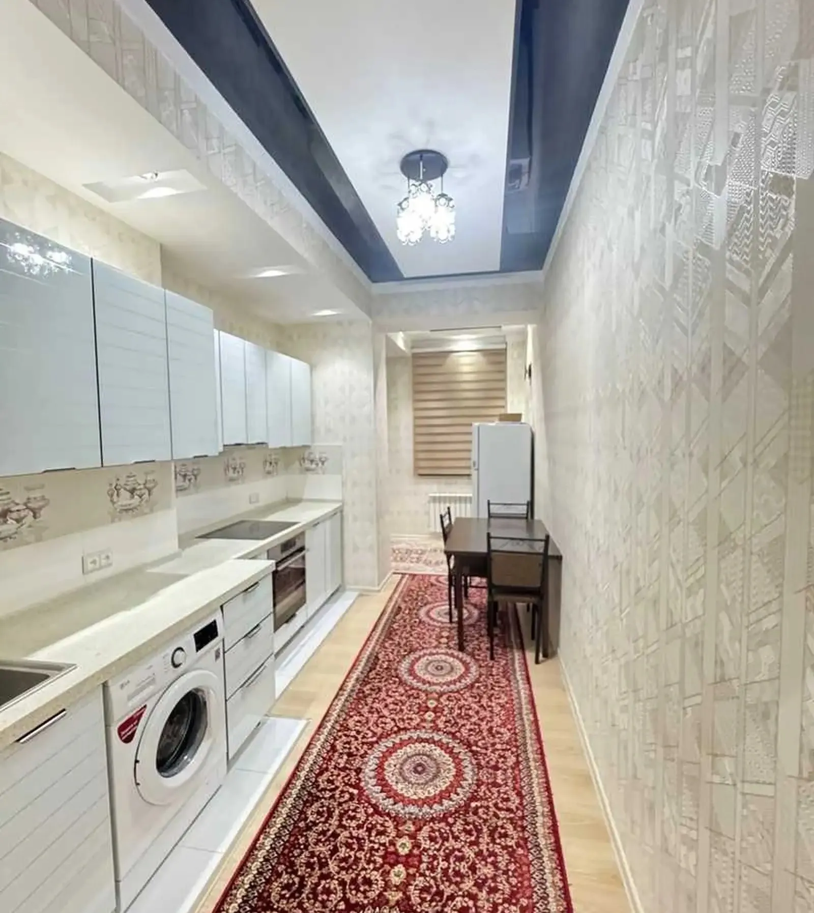 3-комн. квартира, 2 этаж, 100м², Сино
