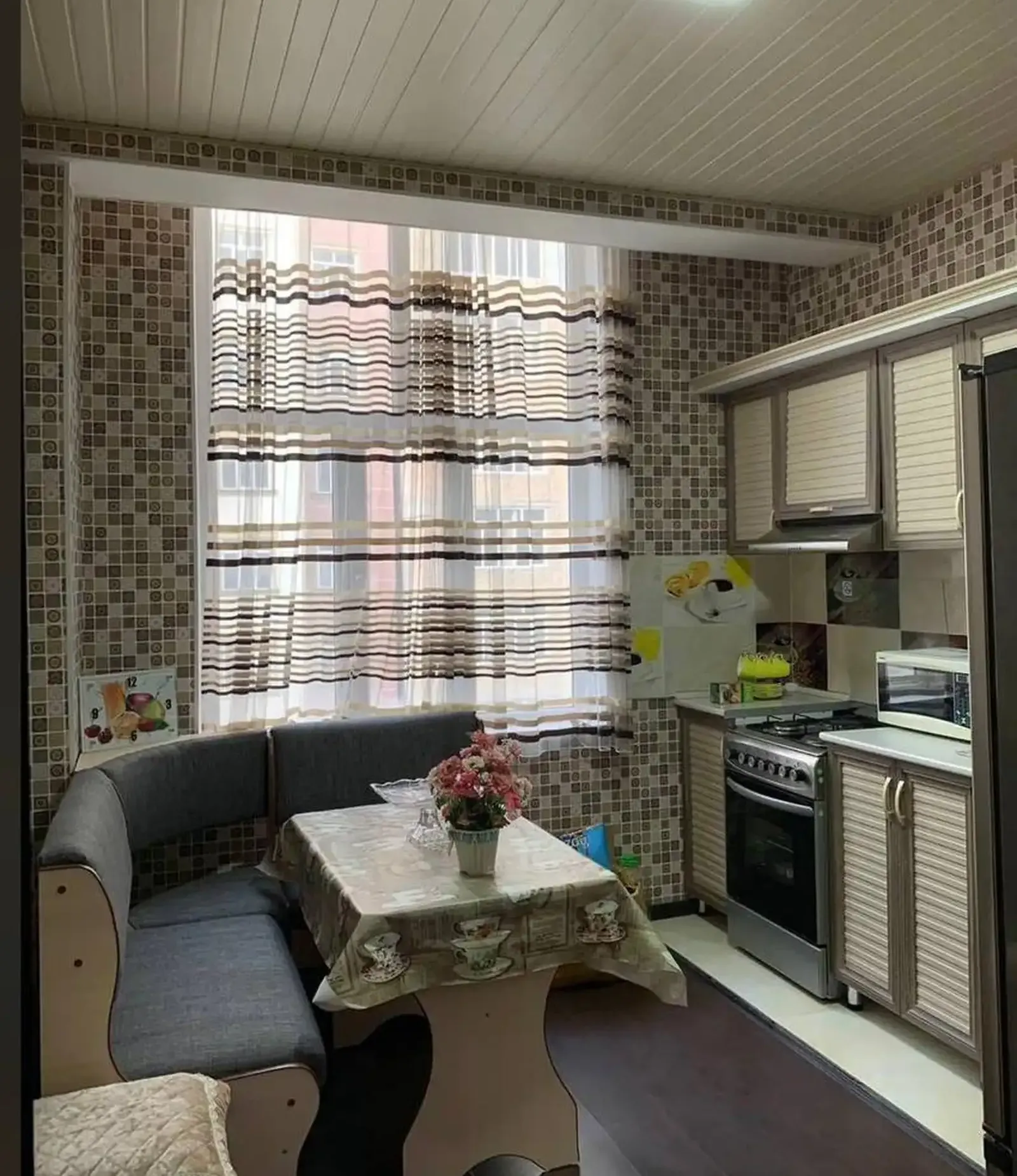 3-комн. квартира, 4 этаж, 100м², Сино