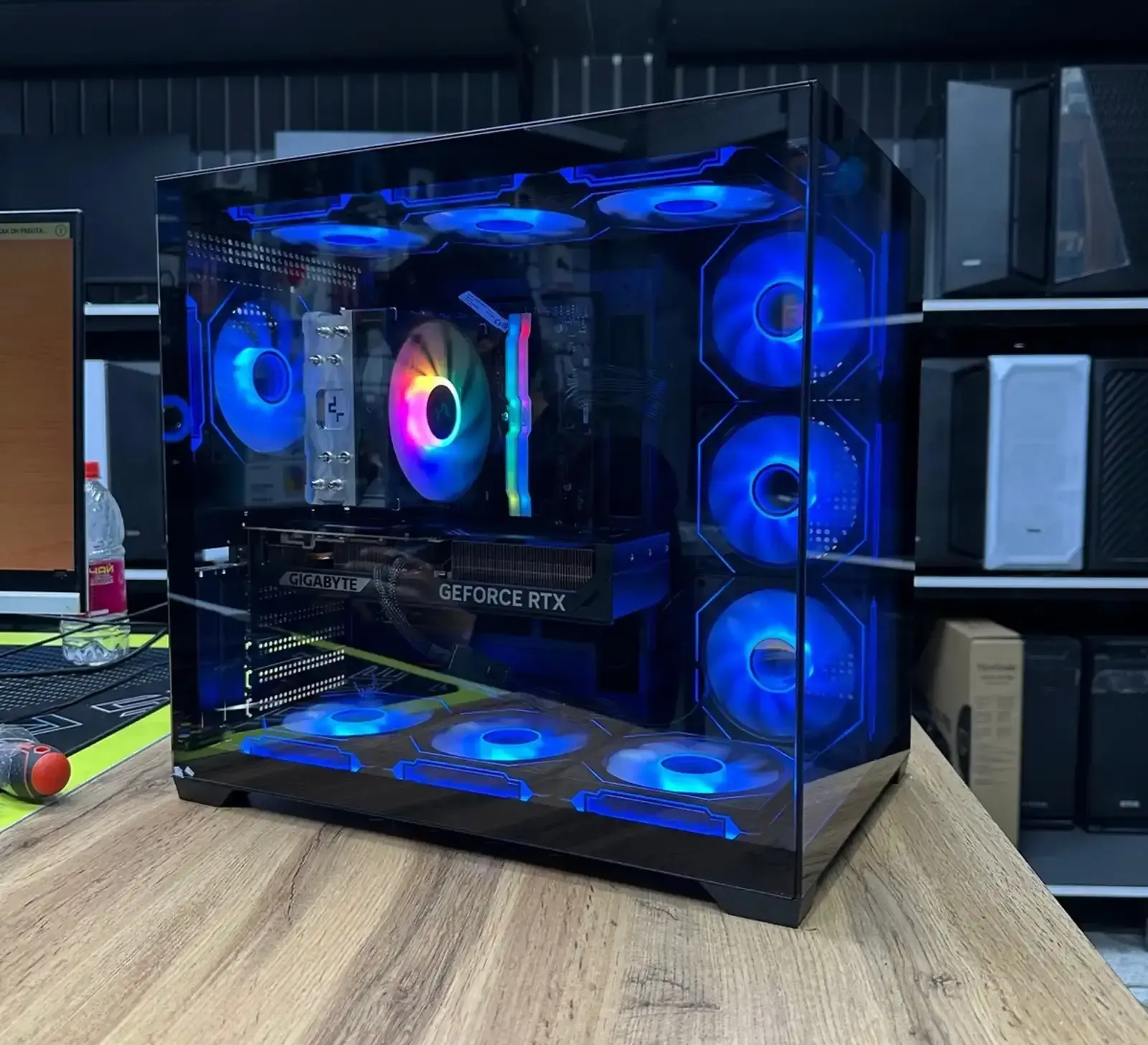 Системный блок Intel Core i5 14400F / RTX 5070 12G GIGABYTE / 32G 6000MHz /
