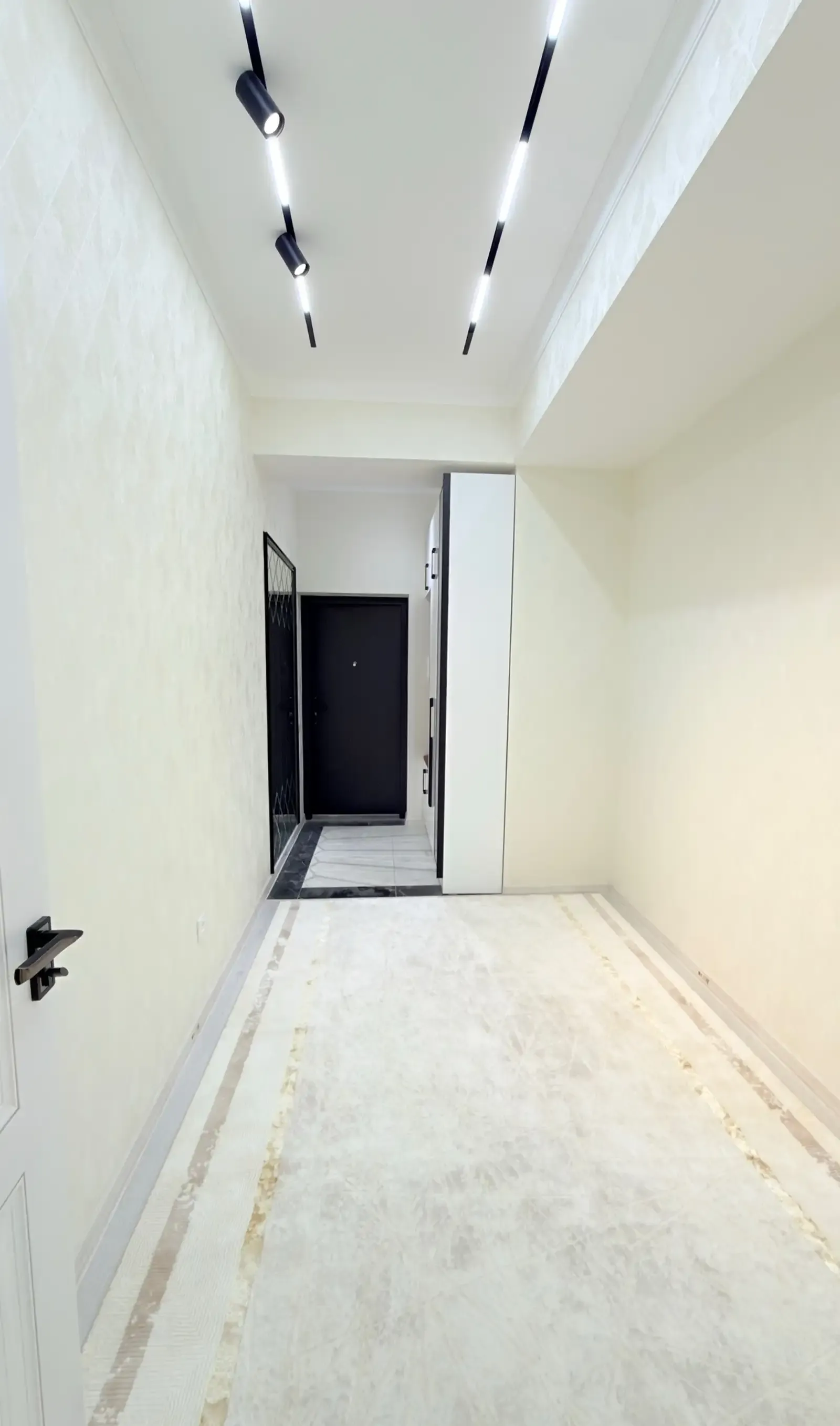3-комн. квартира, 14 этаж, 86 м², Ҷал Ҷам