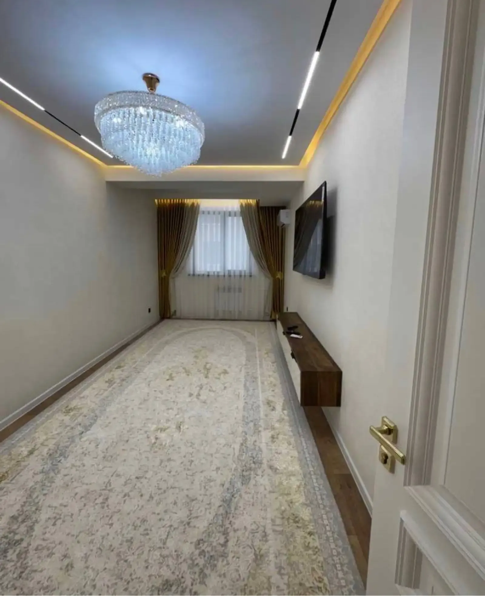 3-комн. квартира, 10 этаж, 100 м², Шохмансур