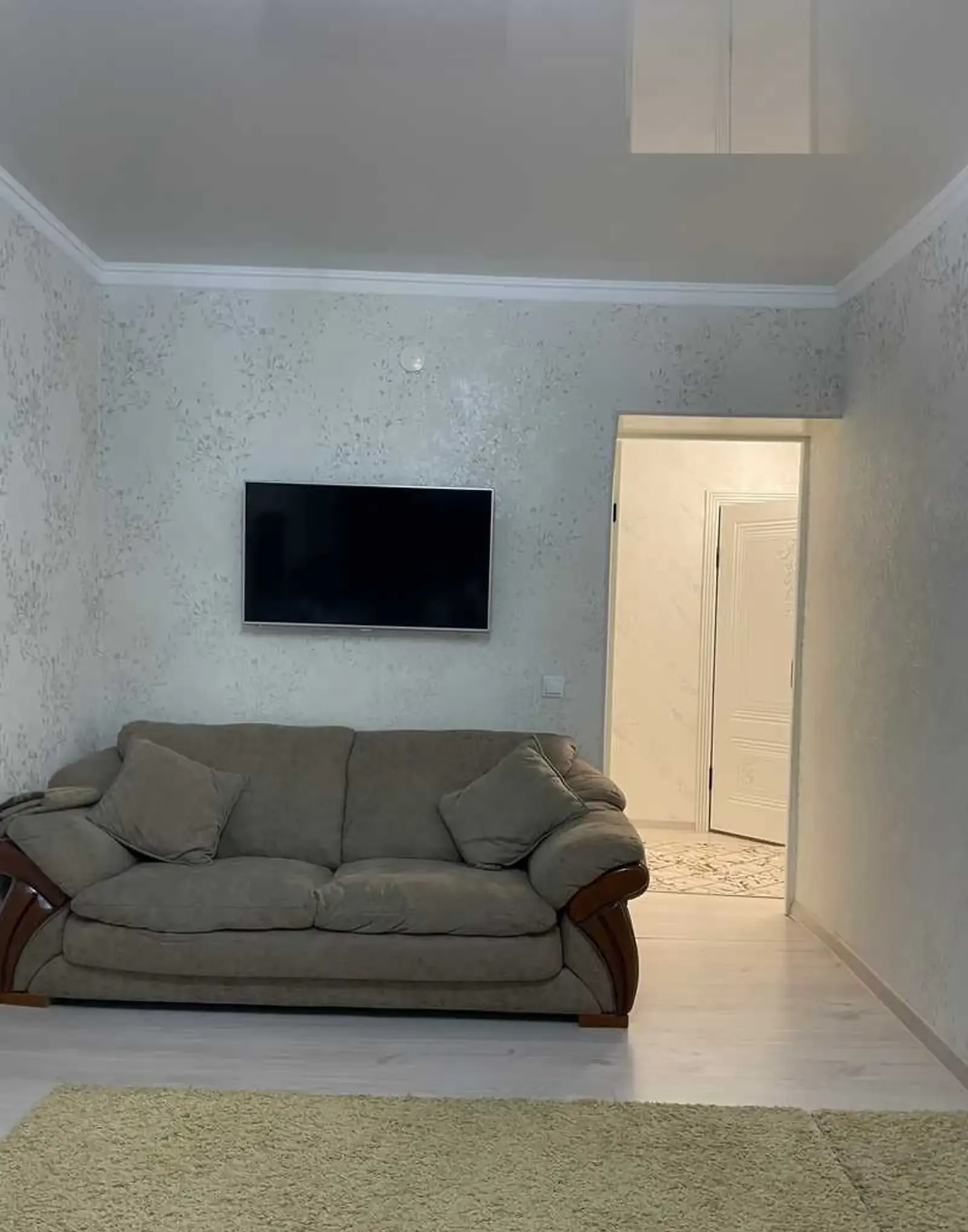 2-комн. квартира, 2 этаж, 68 м², Сино