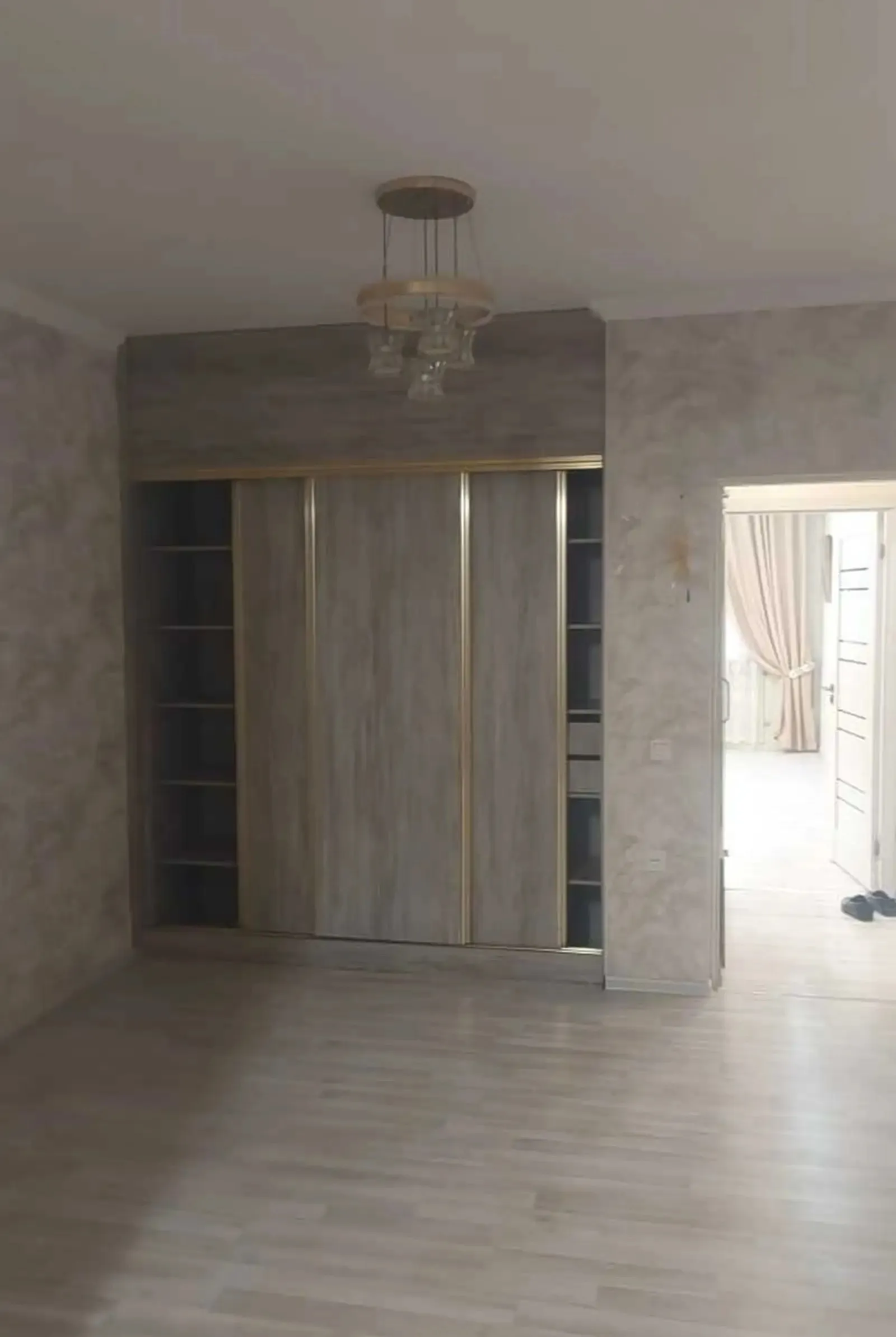 2-комн. квартира, 4 этаж, 71м², Фирдавси