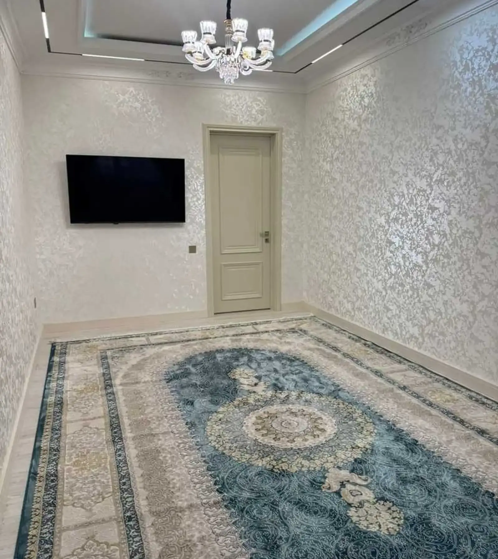 2-комн. квартира, 6 этаж, 65м², Сино