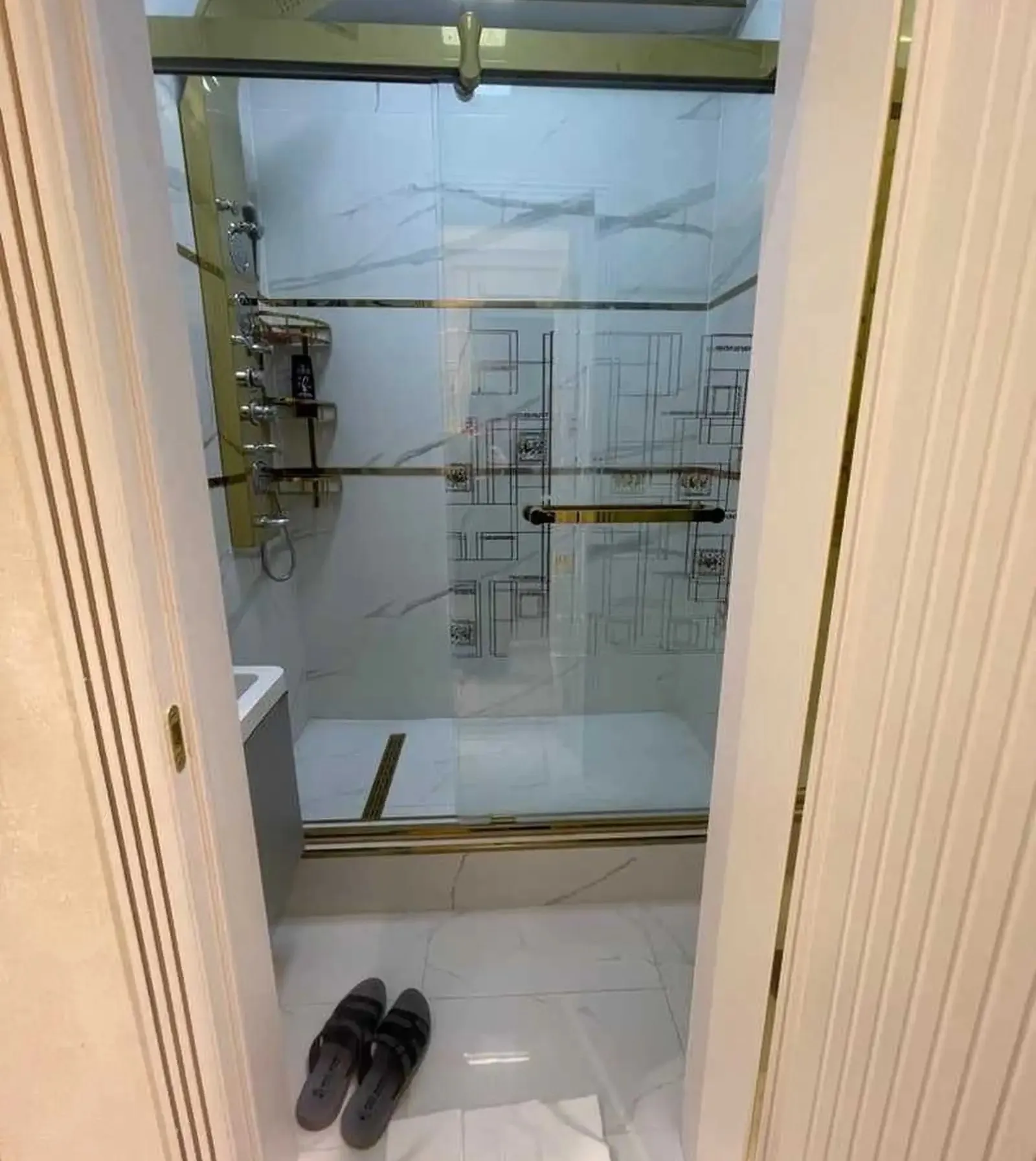 2-комн. квартира, 9 этаж, 71м², Шохмансур