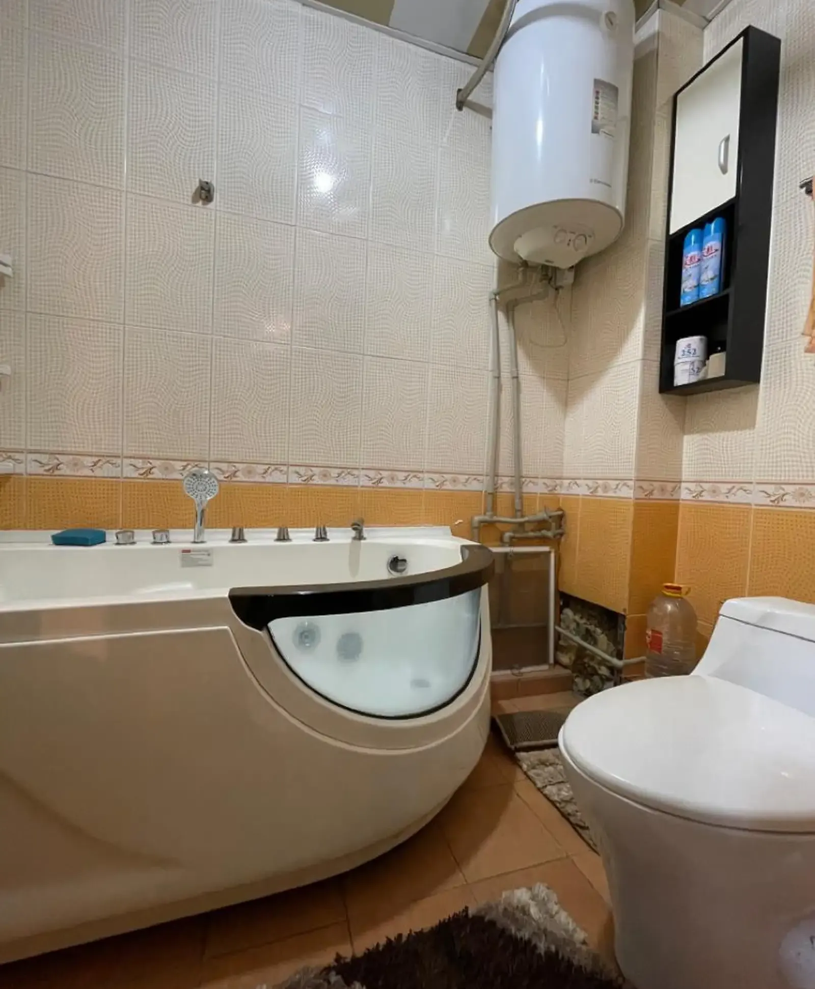 3-комн. квартира, 3 этаж, 73 м², Цирк, Профсоюз