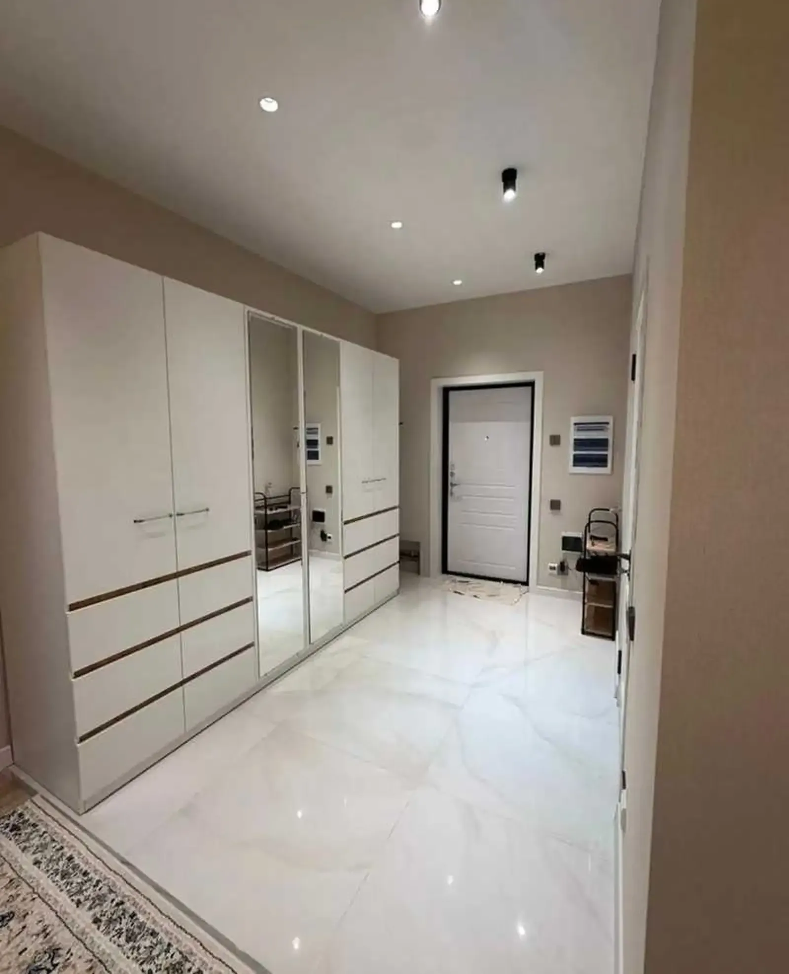 2-комн. квартира, 17 этаж, 90м², Шохмансур